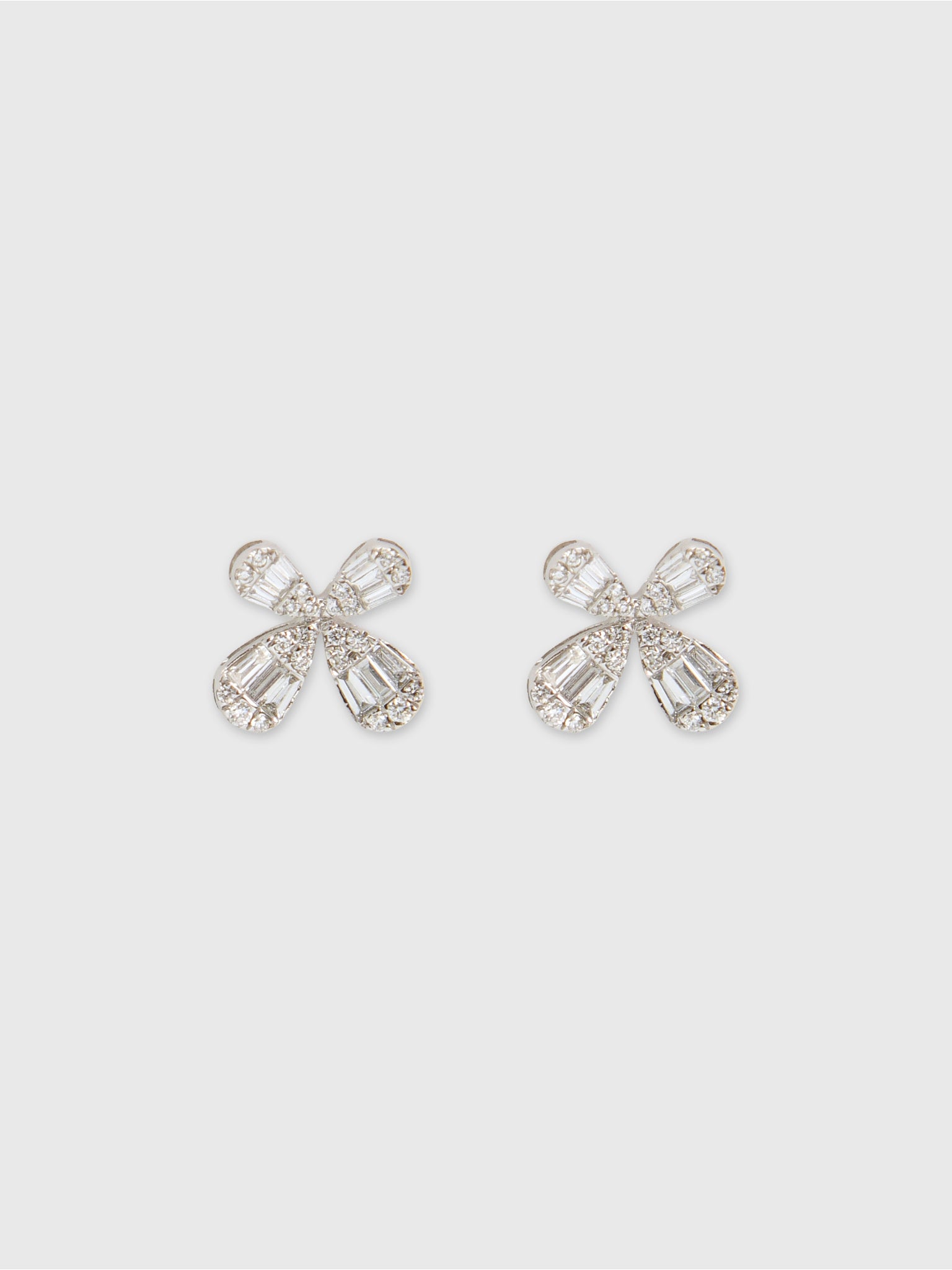Francie B. Flower Stud Earrings - Saint Bernard