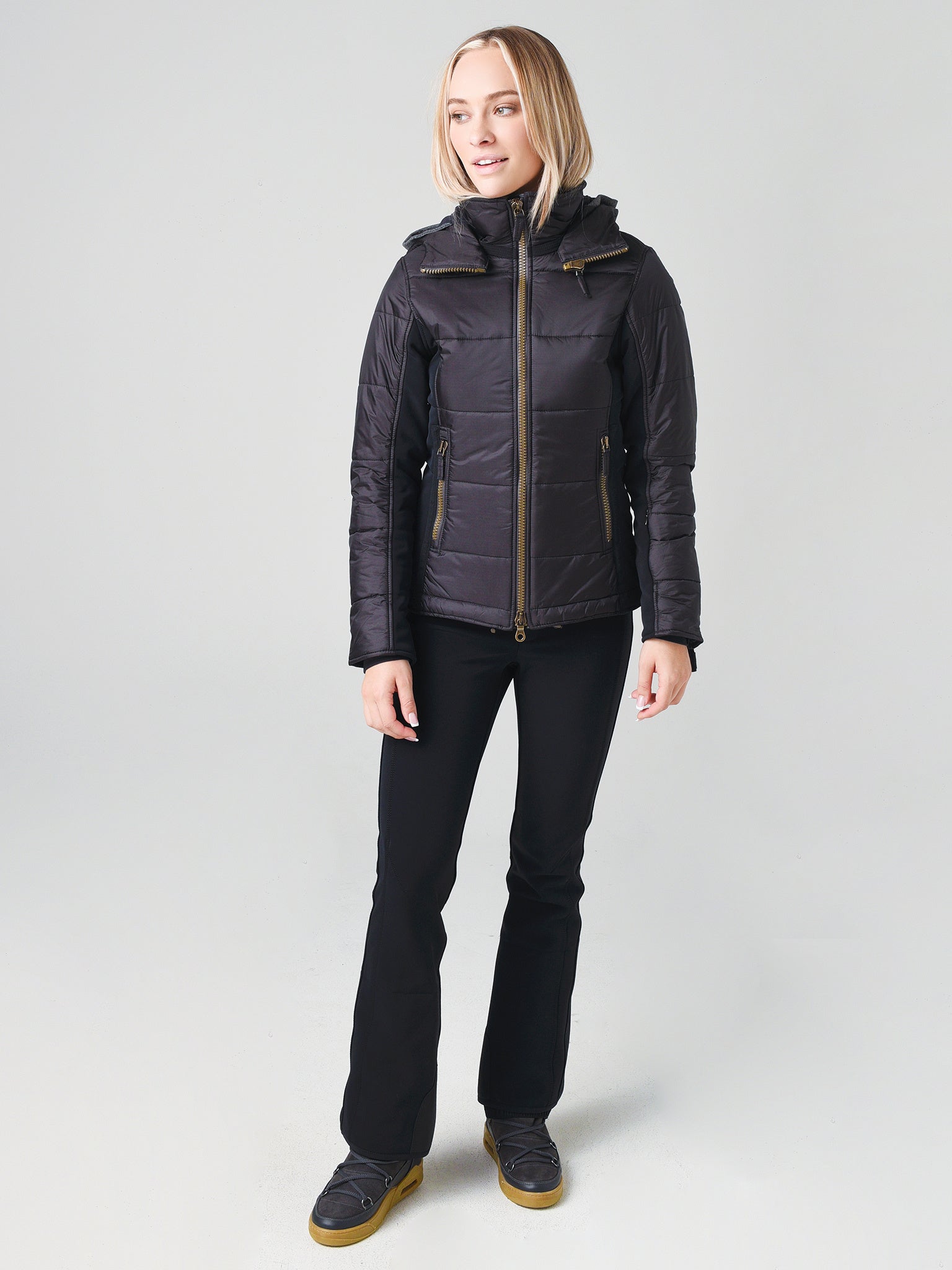 070556x01BLACK-alt1