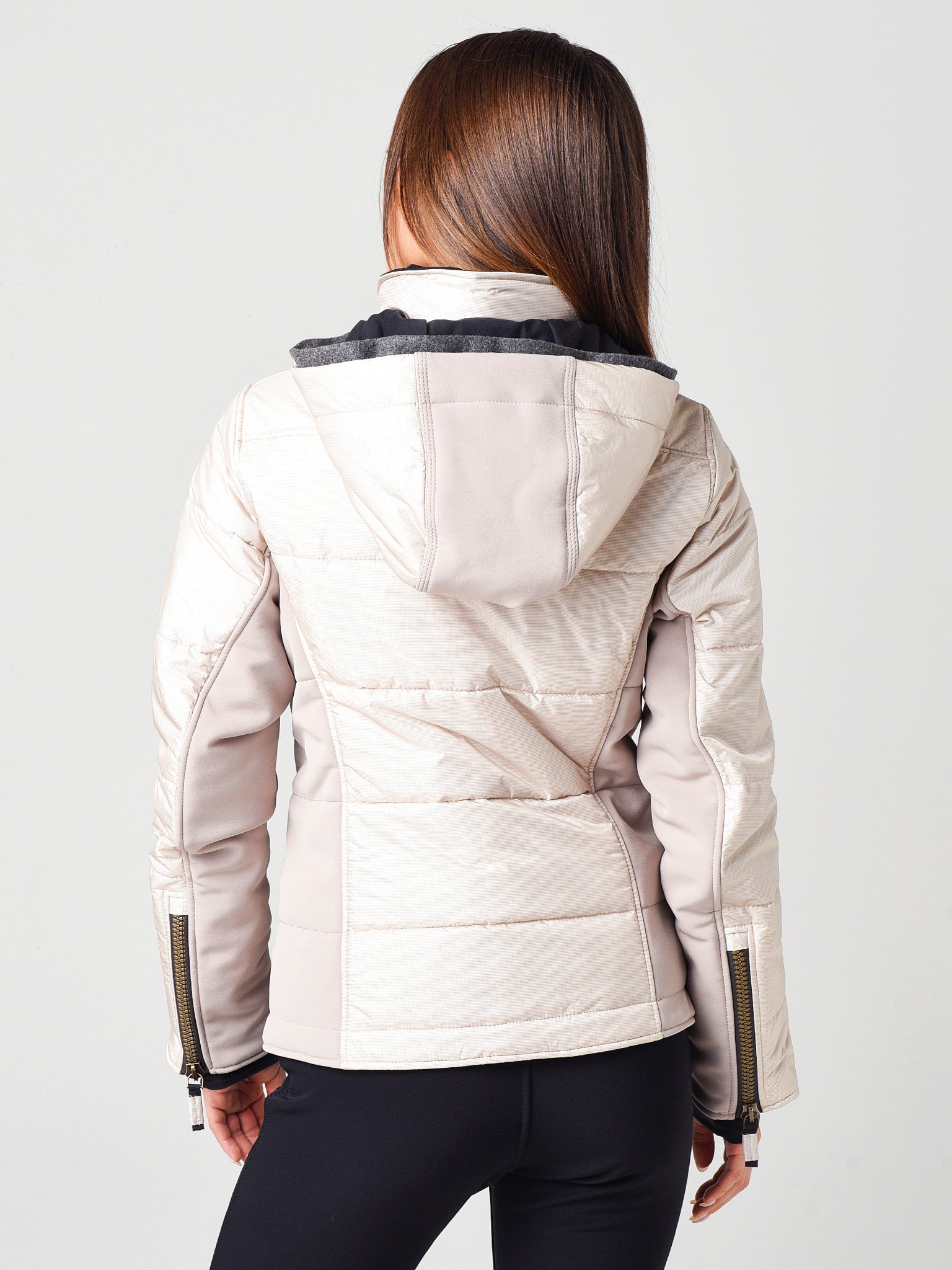 070556x212ALABASTER-alt3