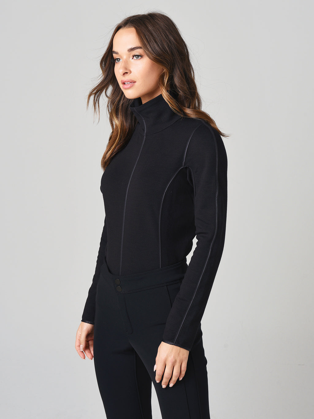073448x01BLACK-alt2