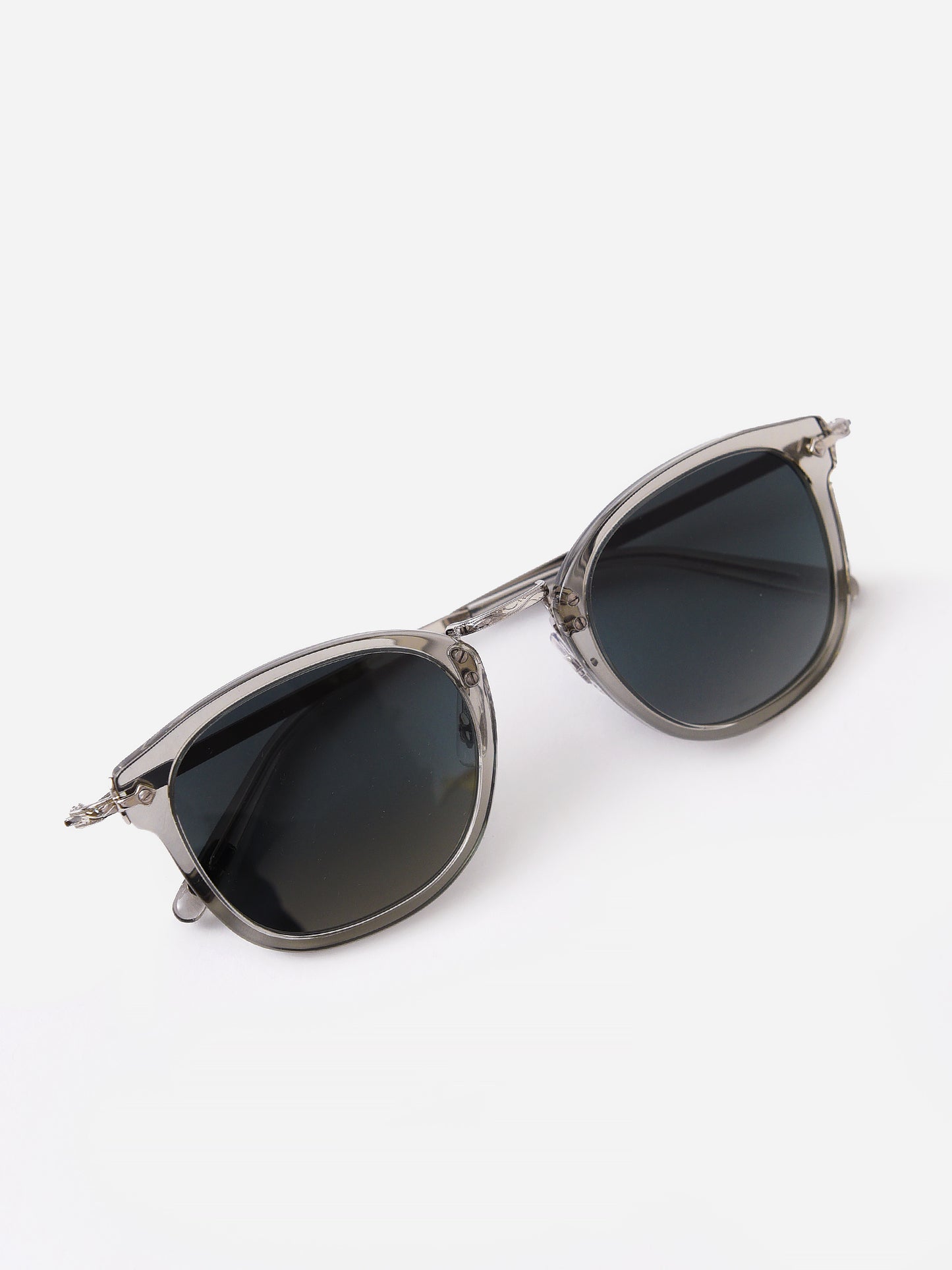 Oliver Peoples OP-506 Sunglasses