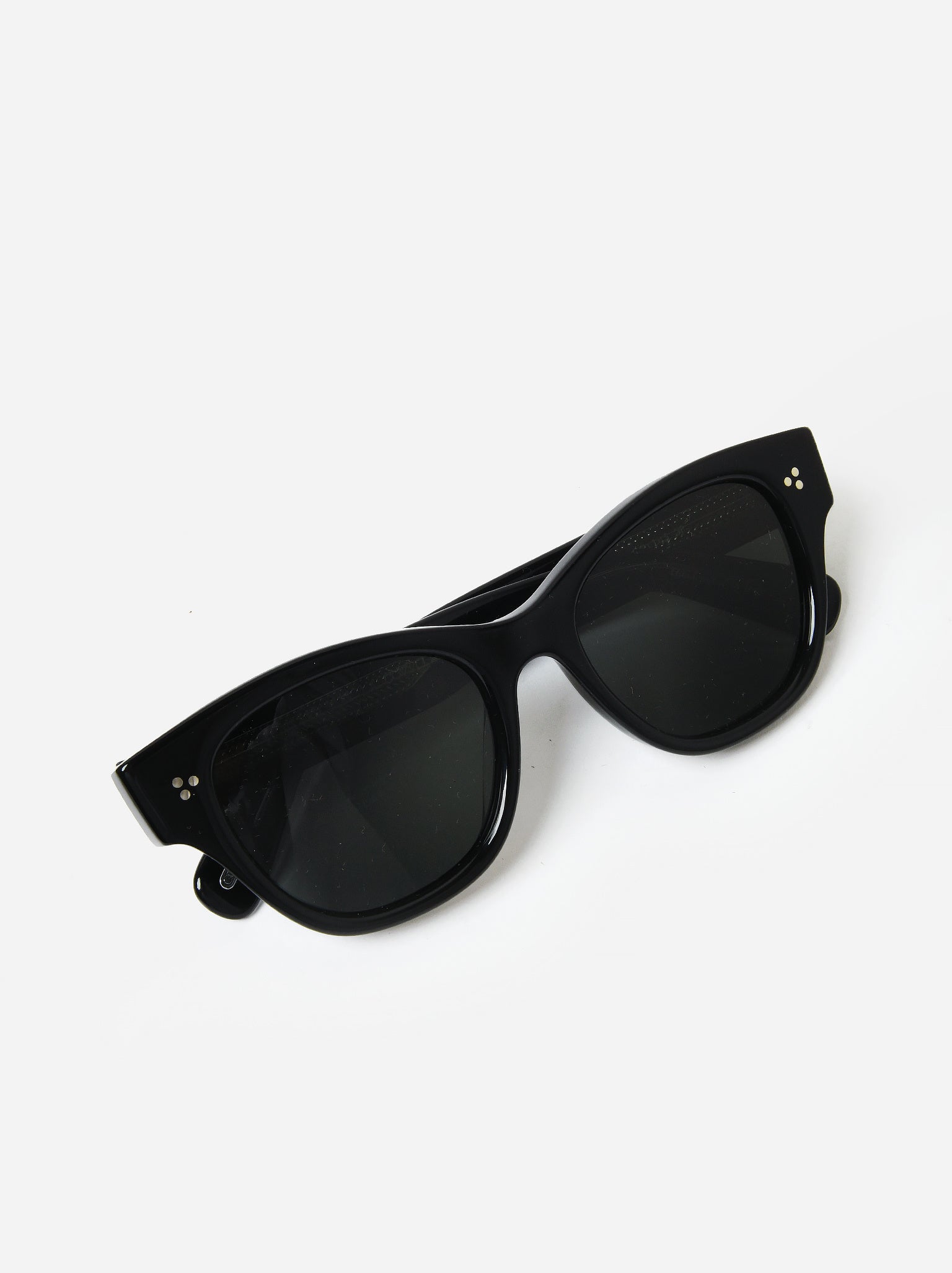 Oliver Peoples Eadie Sunglasses – Saint Bernard
