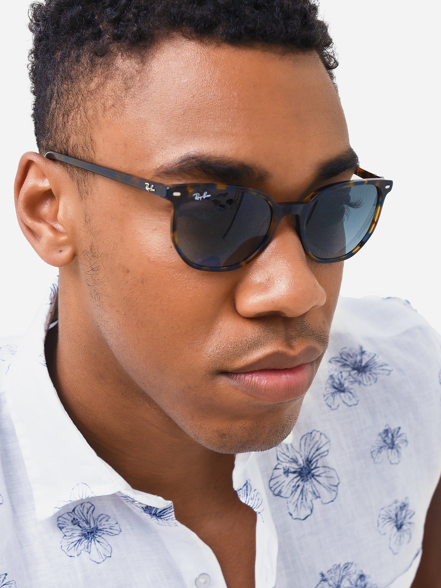 Ray-Ban Elliot Sunglasses | $178.00 | Saint Bernard