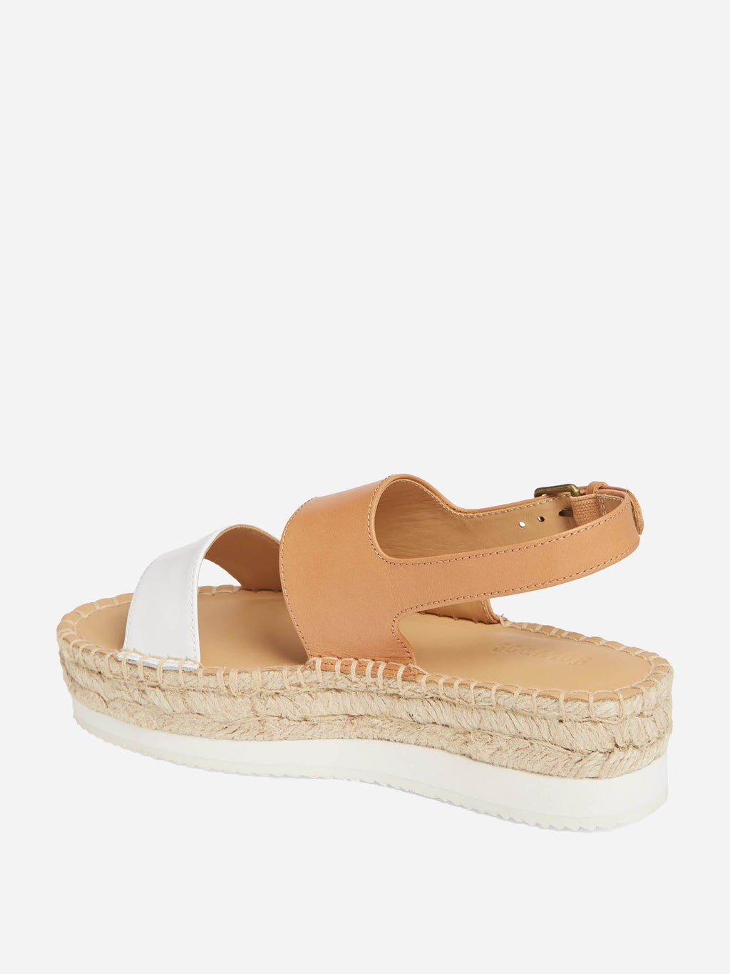 1000653xCAMELWHITE-alt2