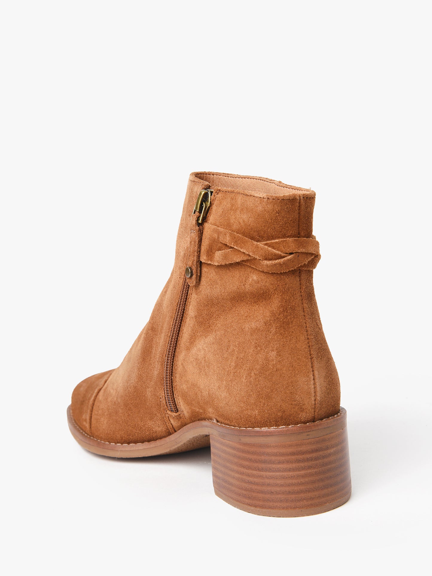 1000836xCHESTNUT-alt2