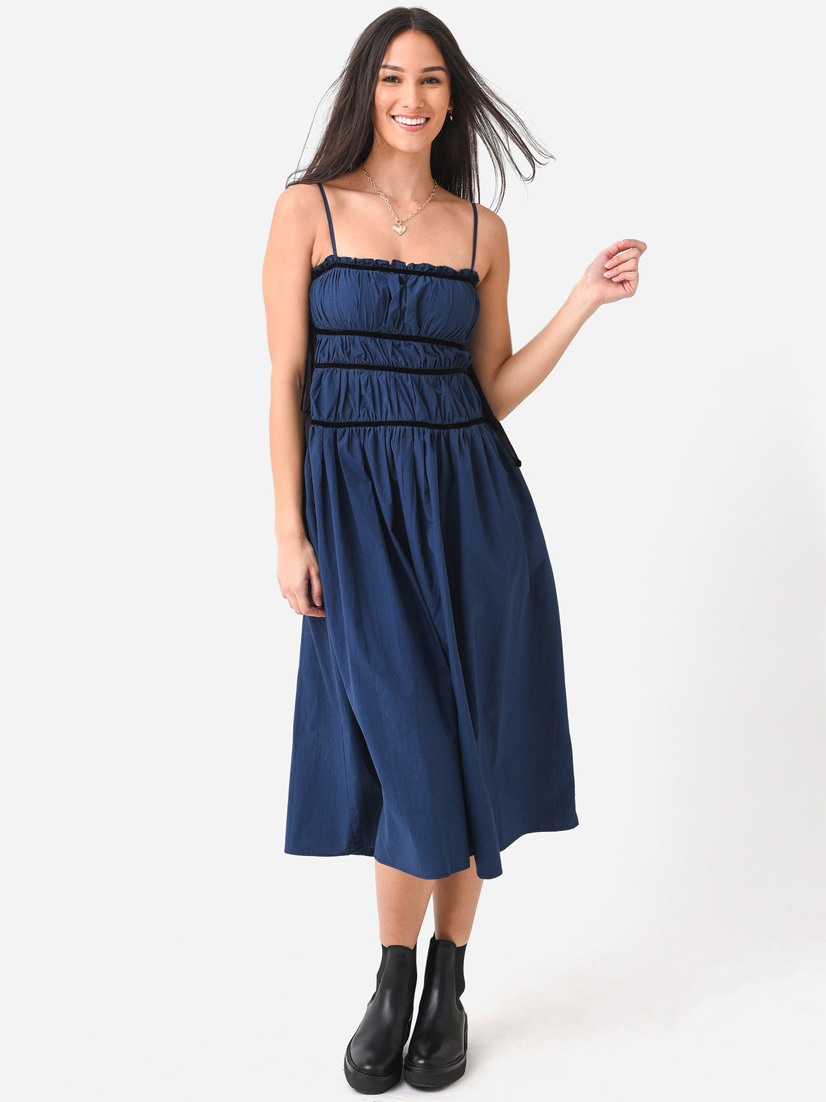 ciao lucia dress Women's Elettra The Best Wedding Vendors robe de mariée perlée In a rich midnight Color:CORAL