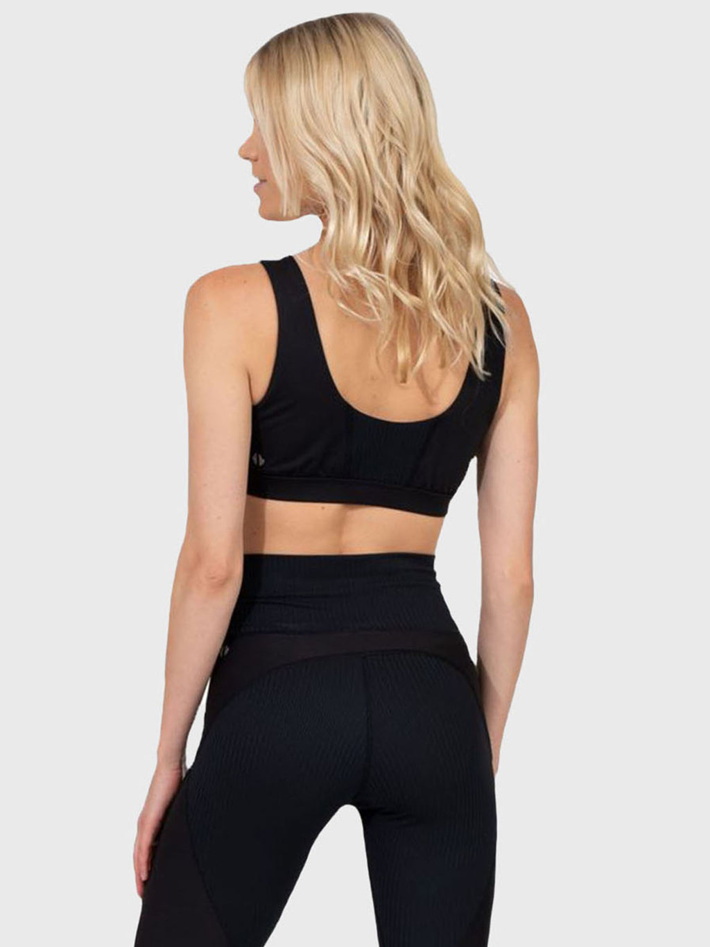 10357316xBLACK-alt1