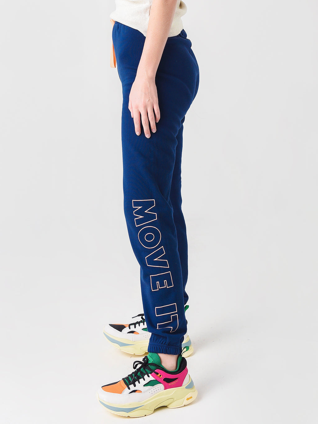 10501-989xINSIGNIABLUE-alt2