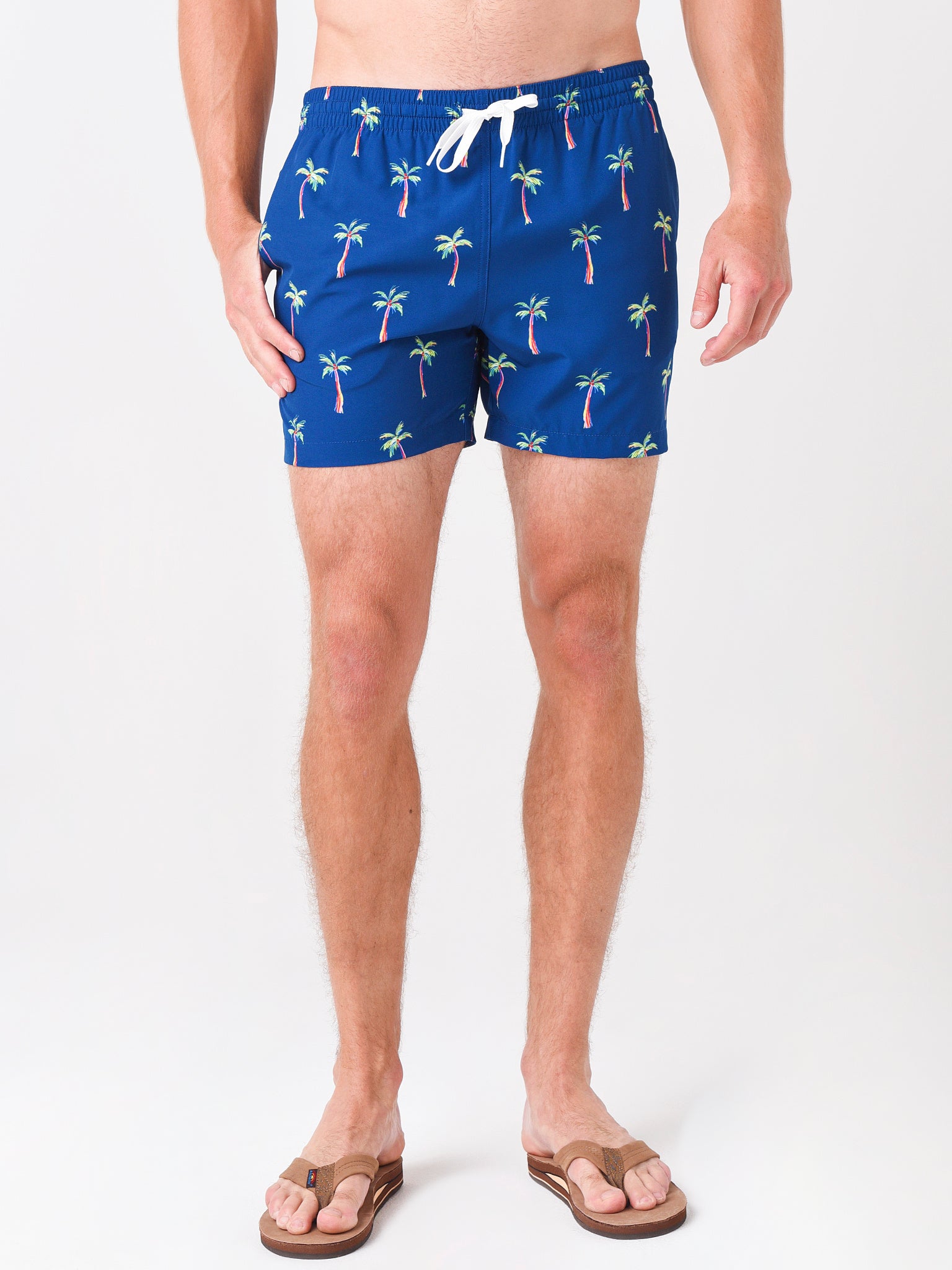 Chubbies Men's The Tree Myself And I's 5.5" Swim Trunk - Saint Bernard