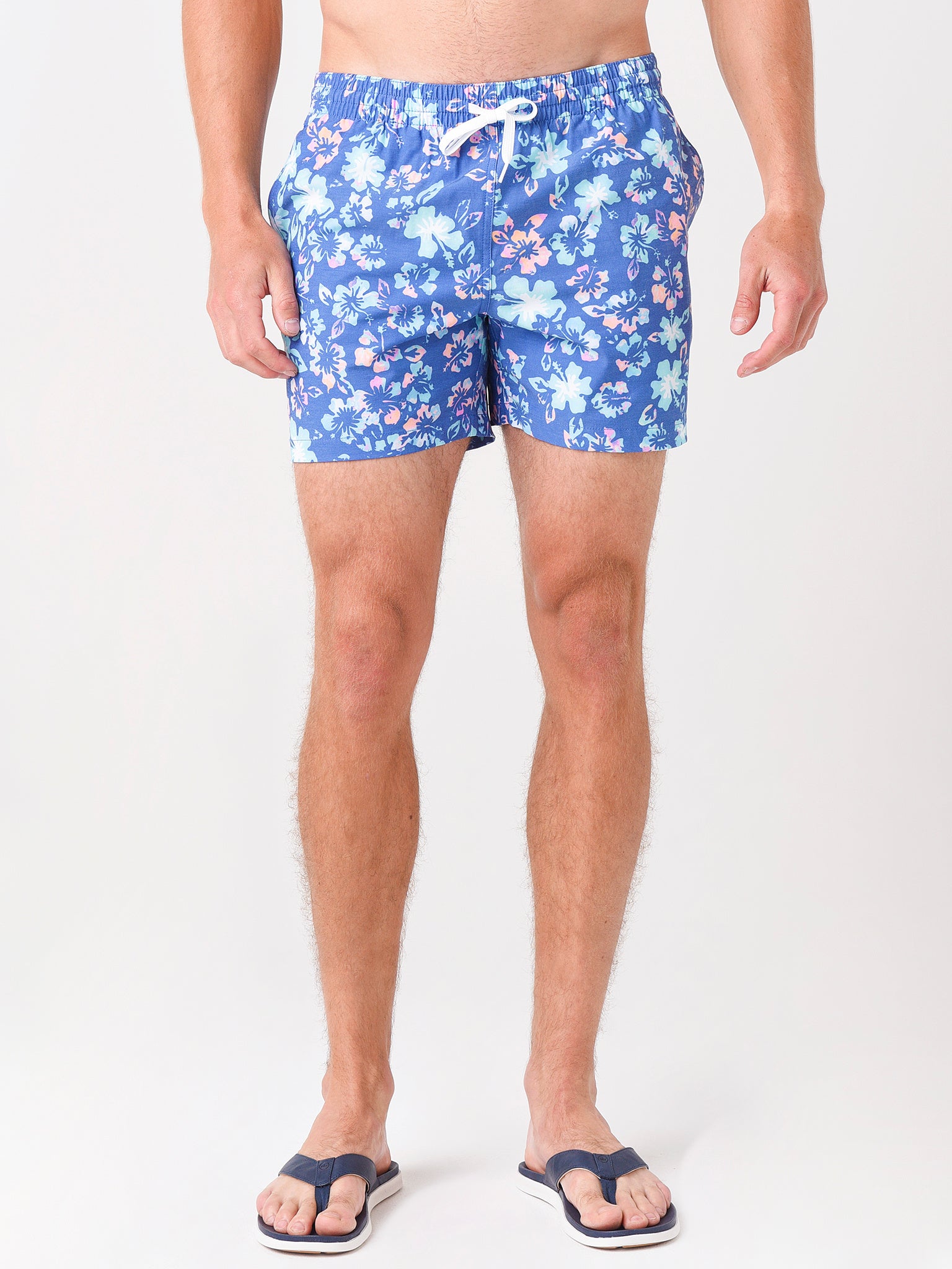 Chubbies Men's The Bud 5.5" Swim Trunk - Saint Bernard