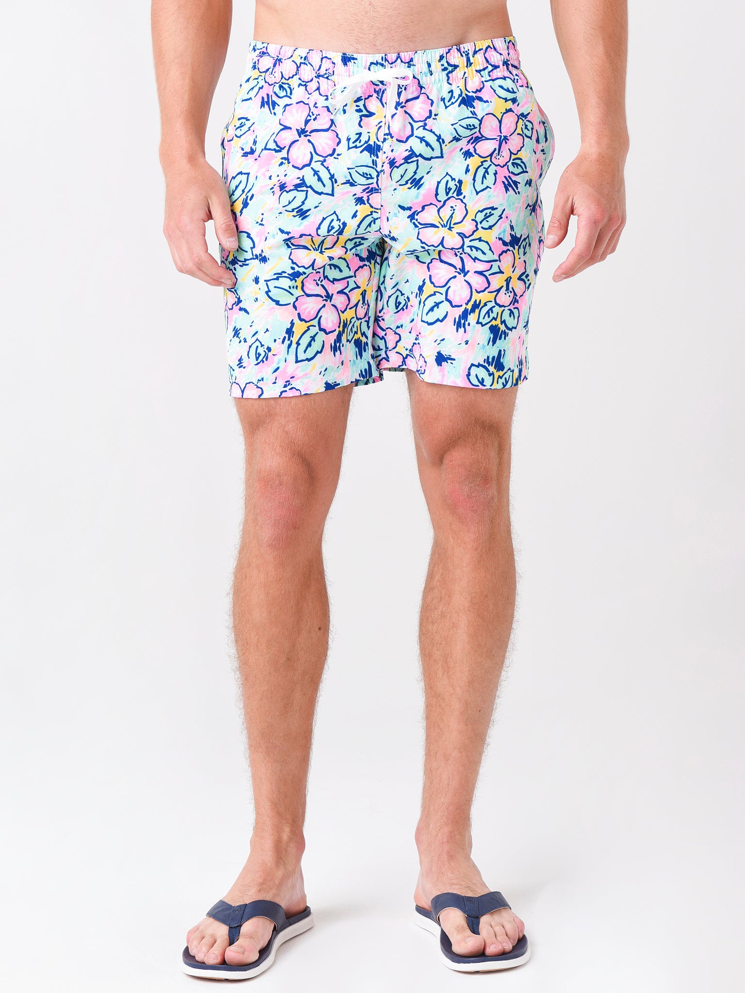 Chubbies Men's The Vacation Blooms 7" Swim Trunk - Saint Bernard