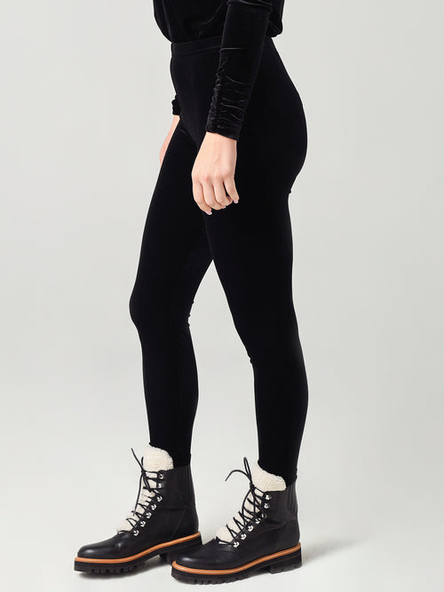 Sno Skins Women's Plush Velvet Legging