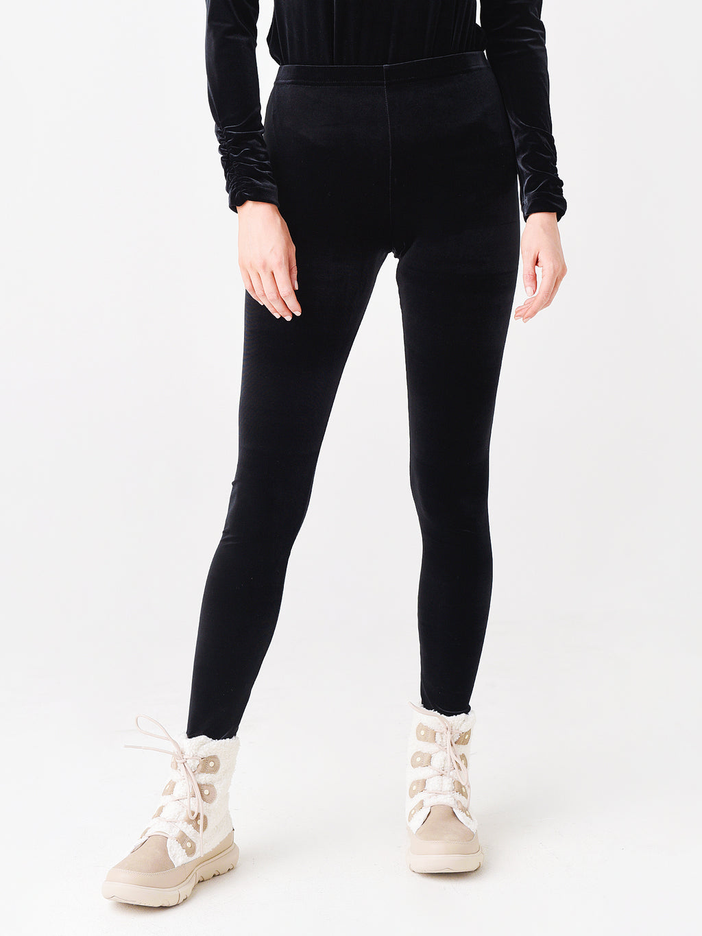 Sno Skins Women's Plush Velvet Legging - Saint Bernard