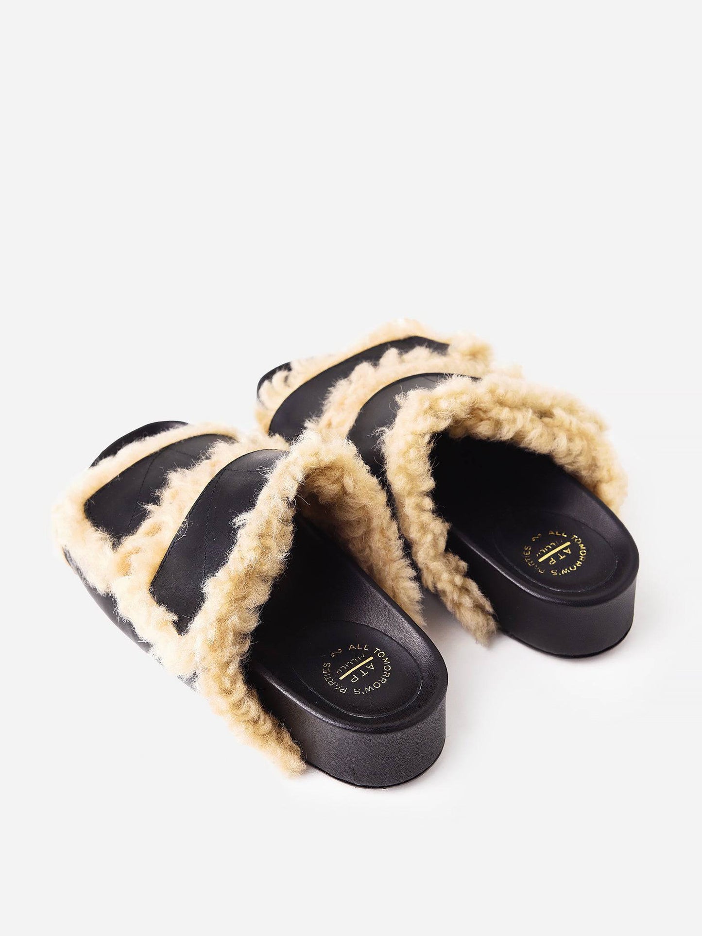 111461xBLACKVANILLA-alt4