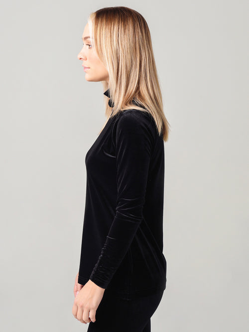 Sno Skins Women's Plush Velvet T-Neck