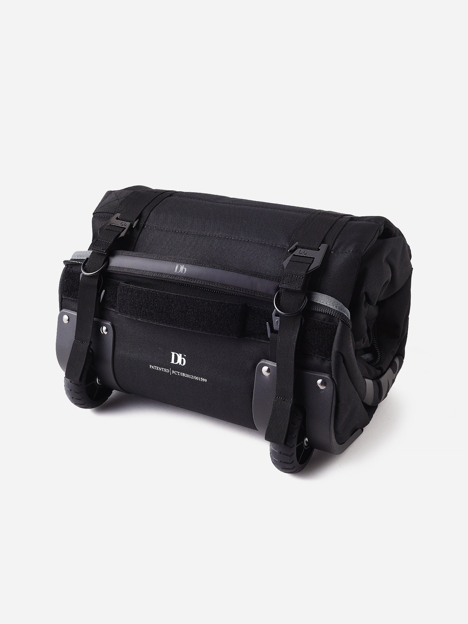 133-2xA01BLACKOUT-alt1