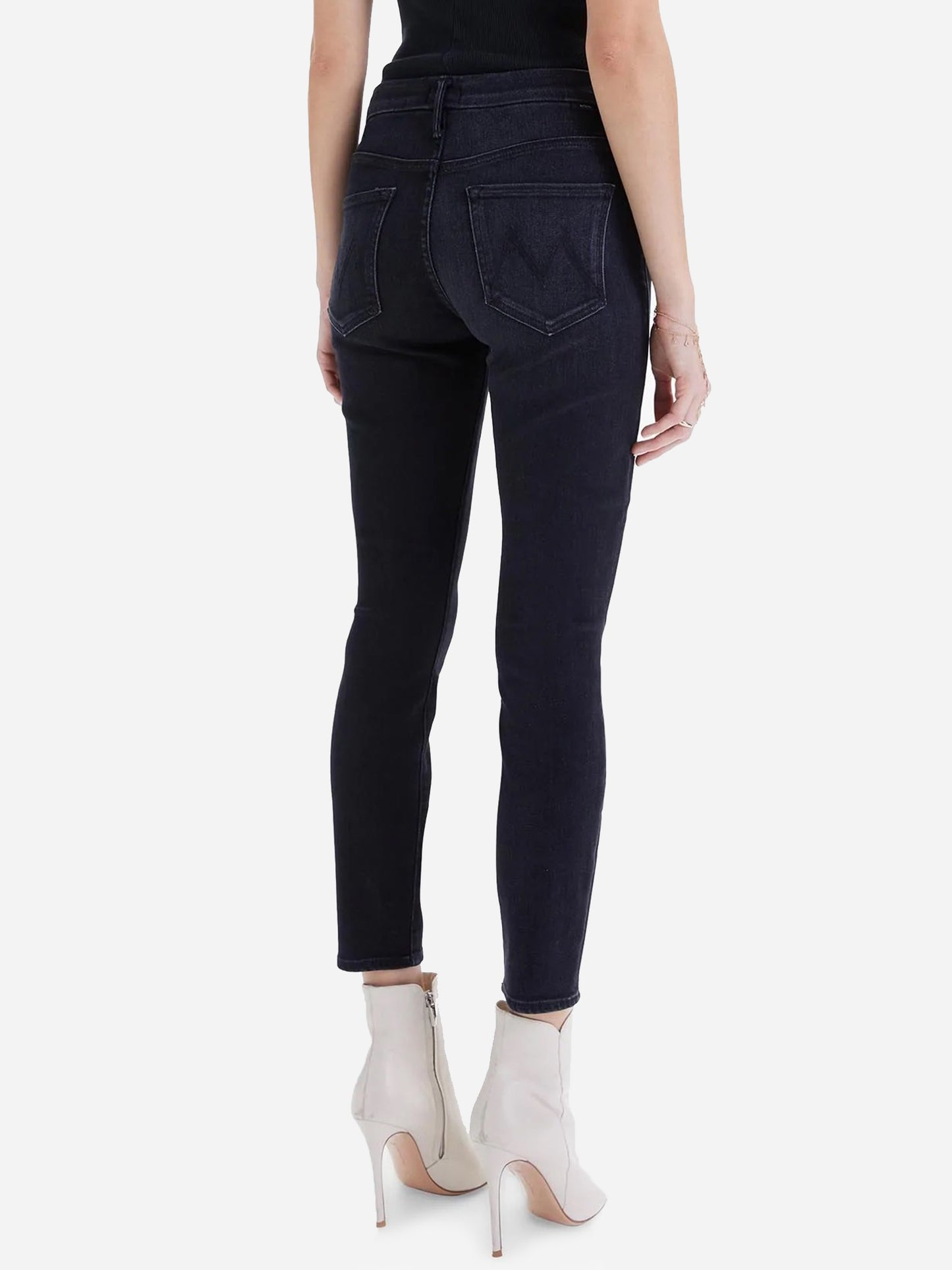 1401-965xENCOUNTERSATNIGHT-alt1