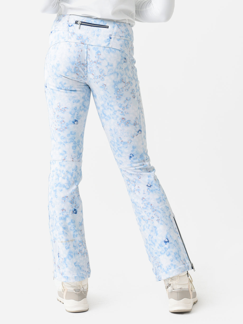 15038xSNOWLEOPARD-alt3