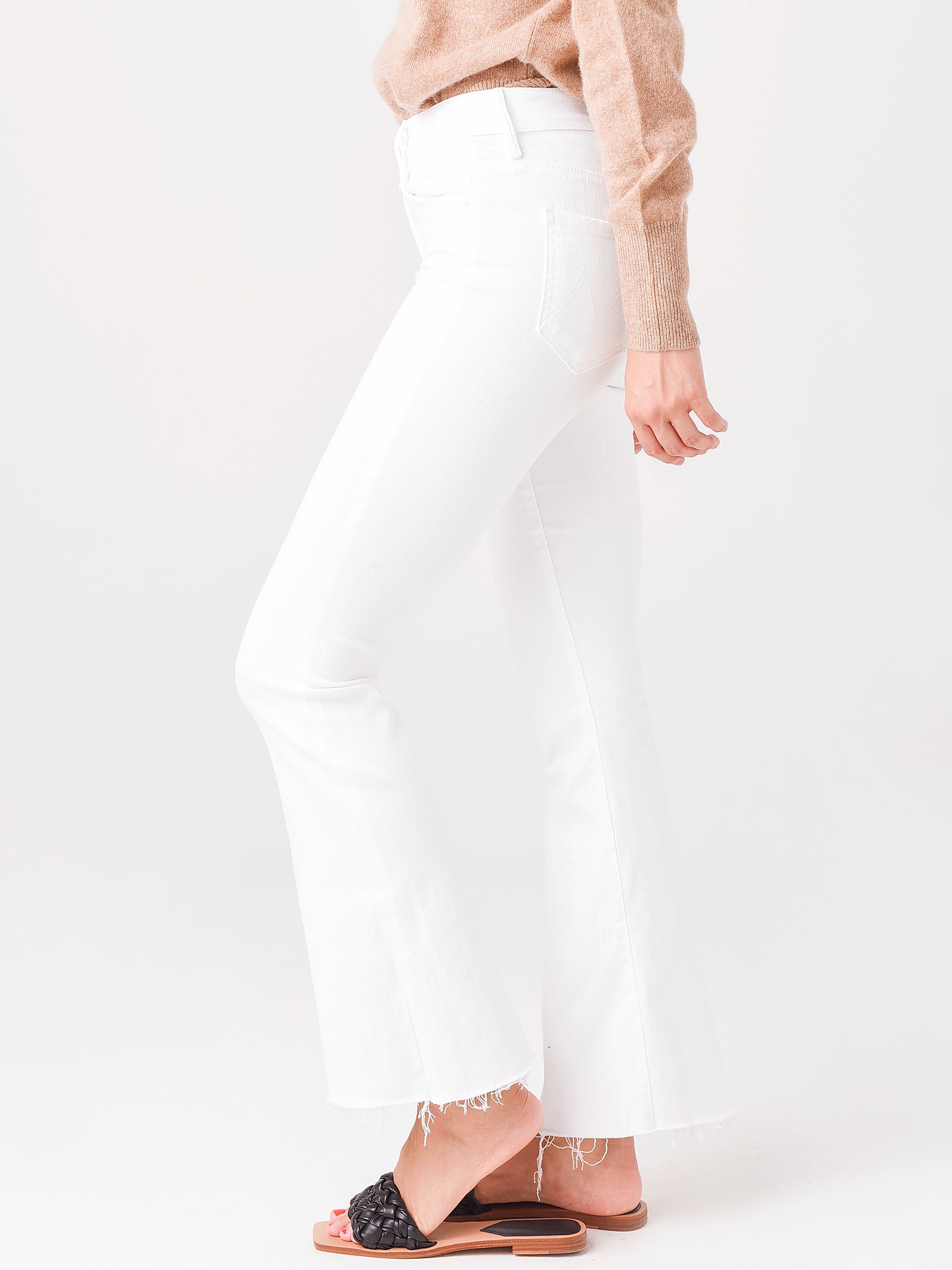 1535-753xFAIRESTOFTHEMALL-alt2