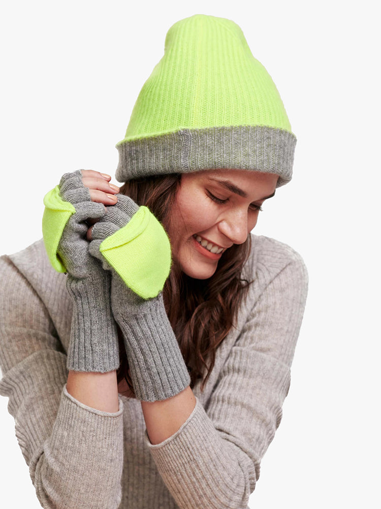 White + Warren Women’s Pop Top Glove - Saint Bernard