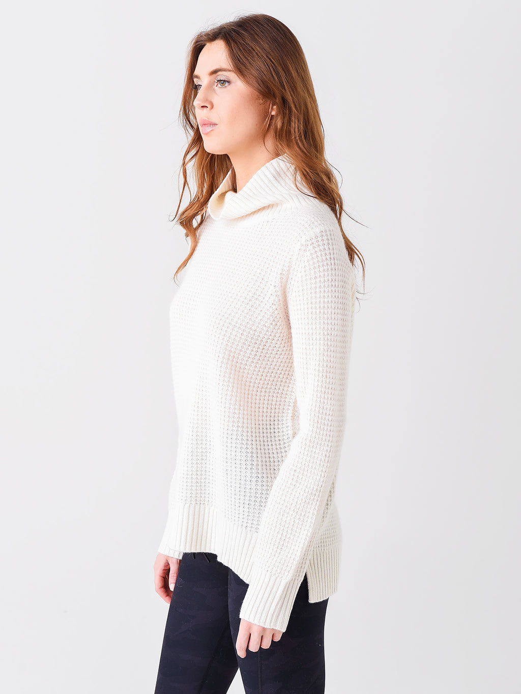 19268xSOFTWHITE-alt2