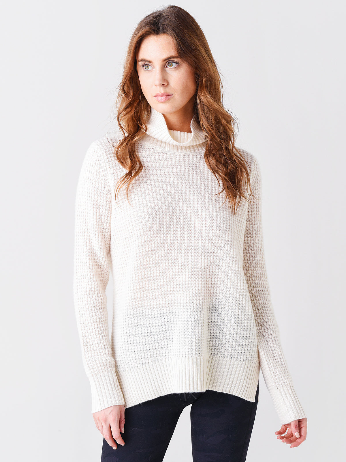 White + Warren Women's Cashmere Waffle Standneck Sweater - Saint Bernard