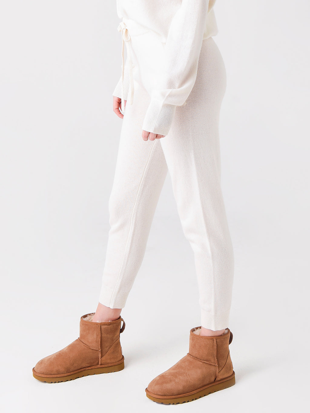 19279xSOFTWHITE-alt2