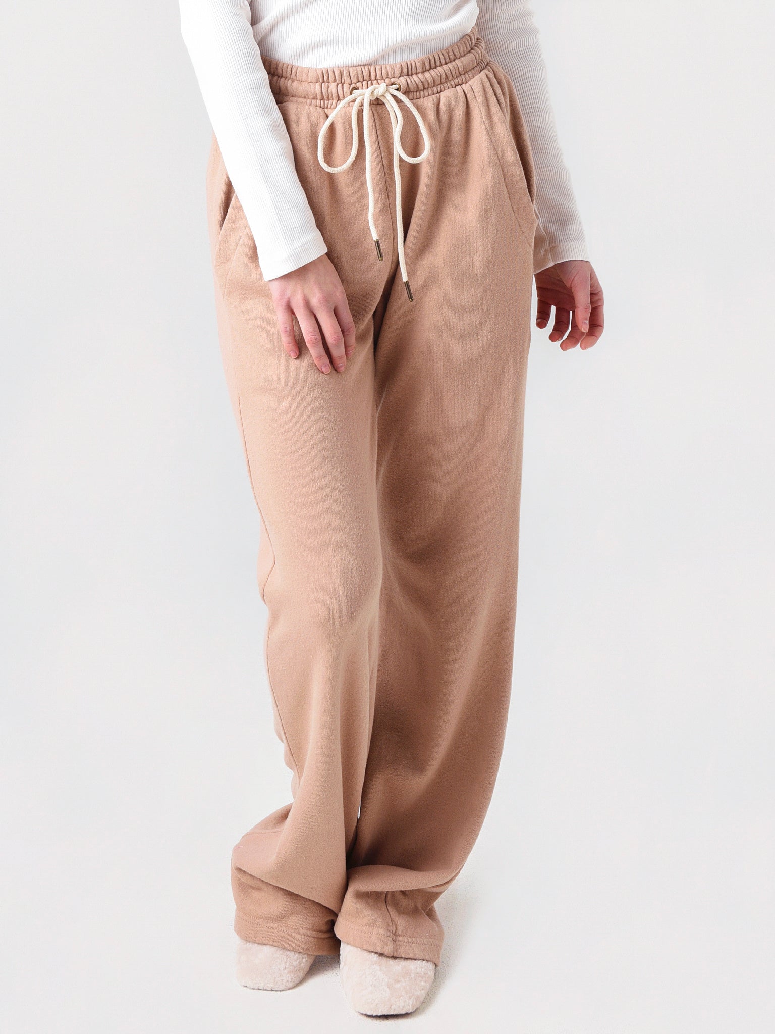 Citizens Of Humanity Women's Nia Wide Leg Lounge Pant - Saint Bernard