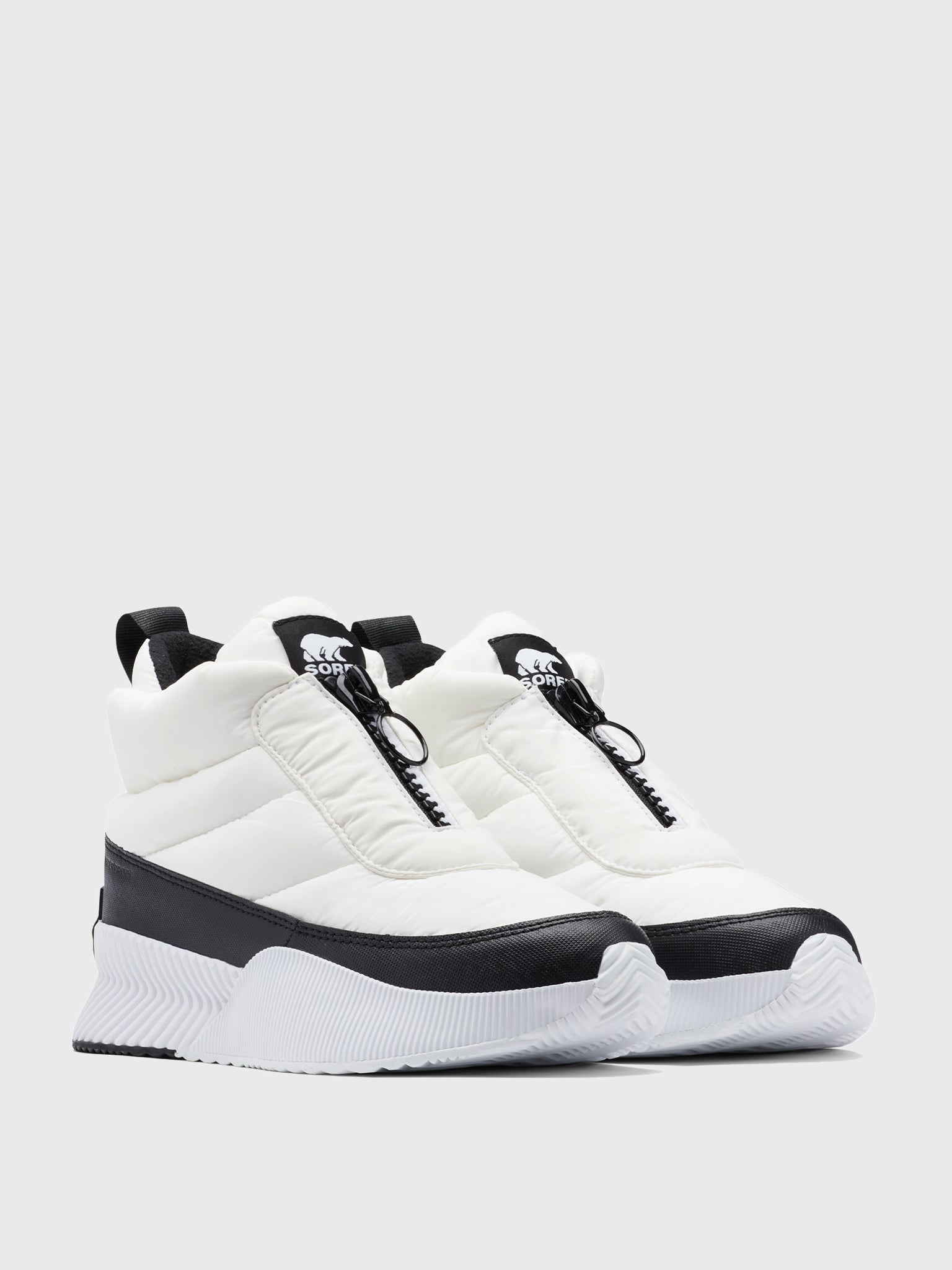 1959261xWHITEBLACK-alt2