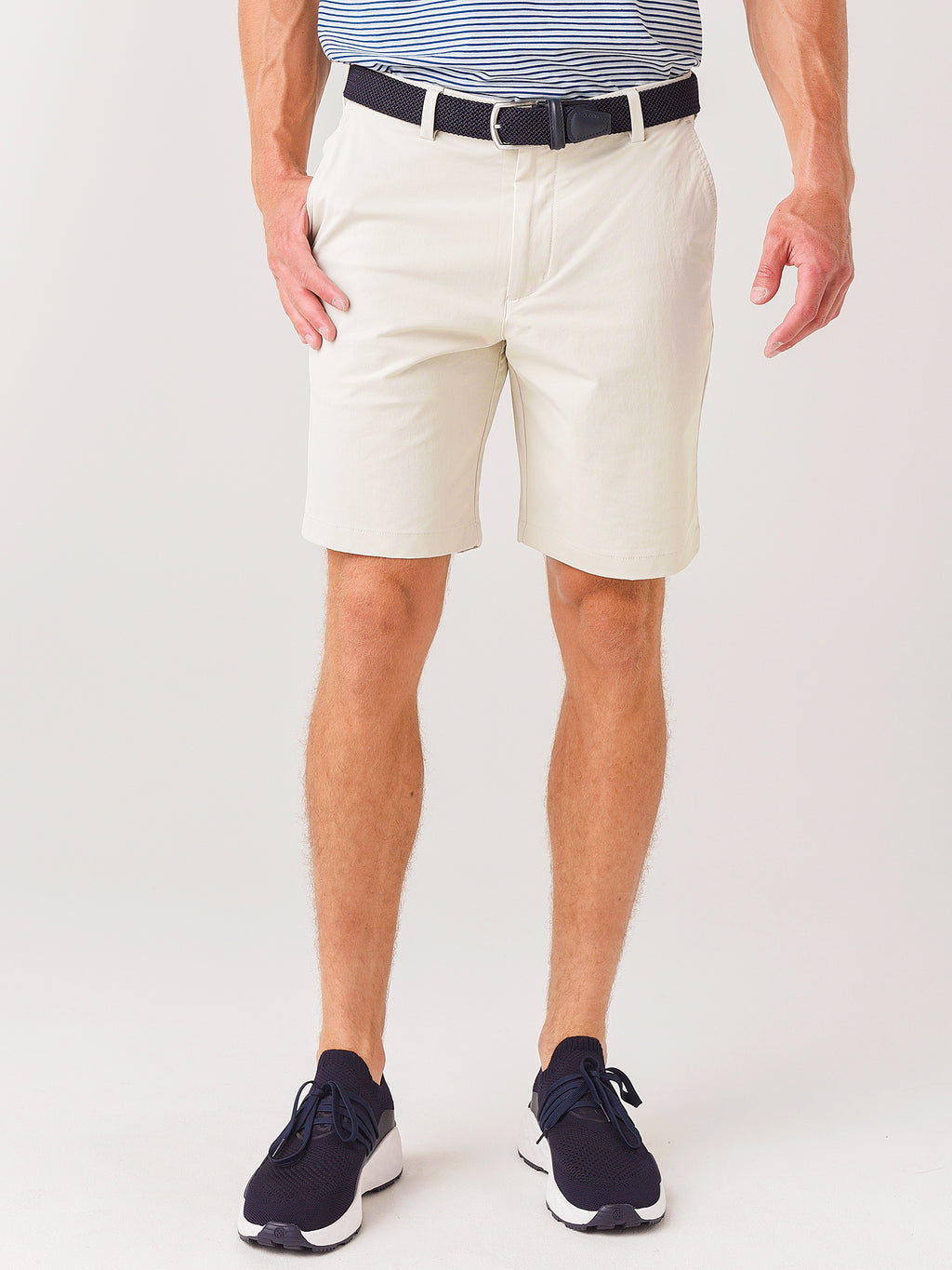 Vineyard Vines Men's 9" On-The-Go Short - Saint Bernard