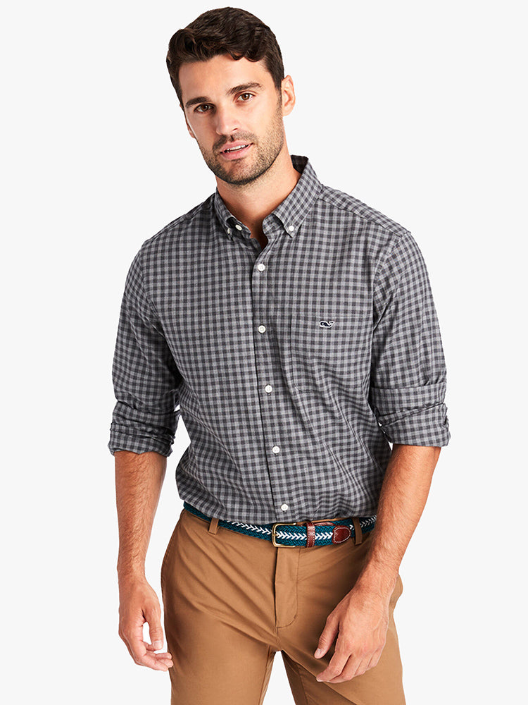 Vinyard Vines Men’s Classic Fit Sycamore Tucker Shirt - Saint Bernard