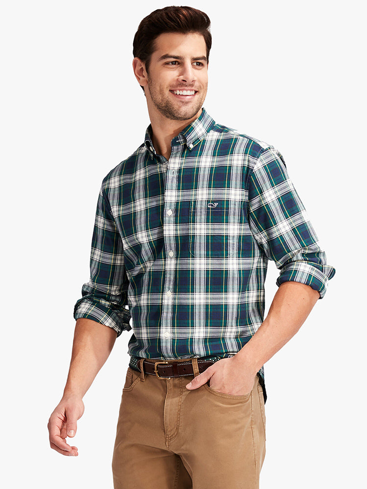 Vineyard Vines Men’s Classic Fit Grove Isle Tucker Button-Down Shirt - Saint Bernard