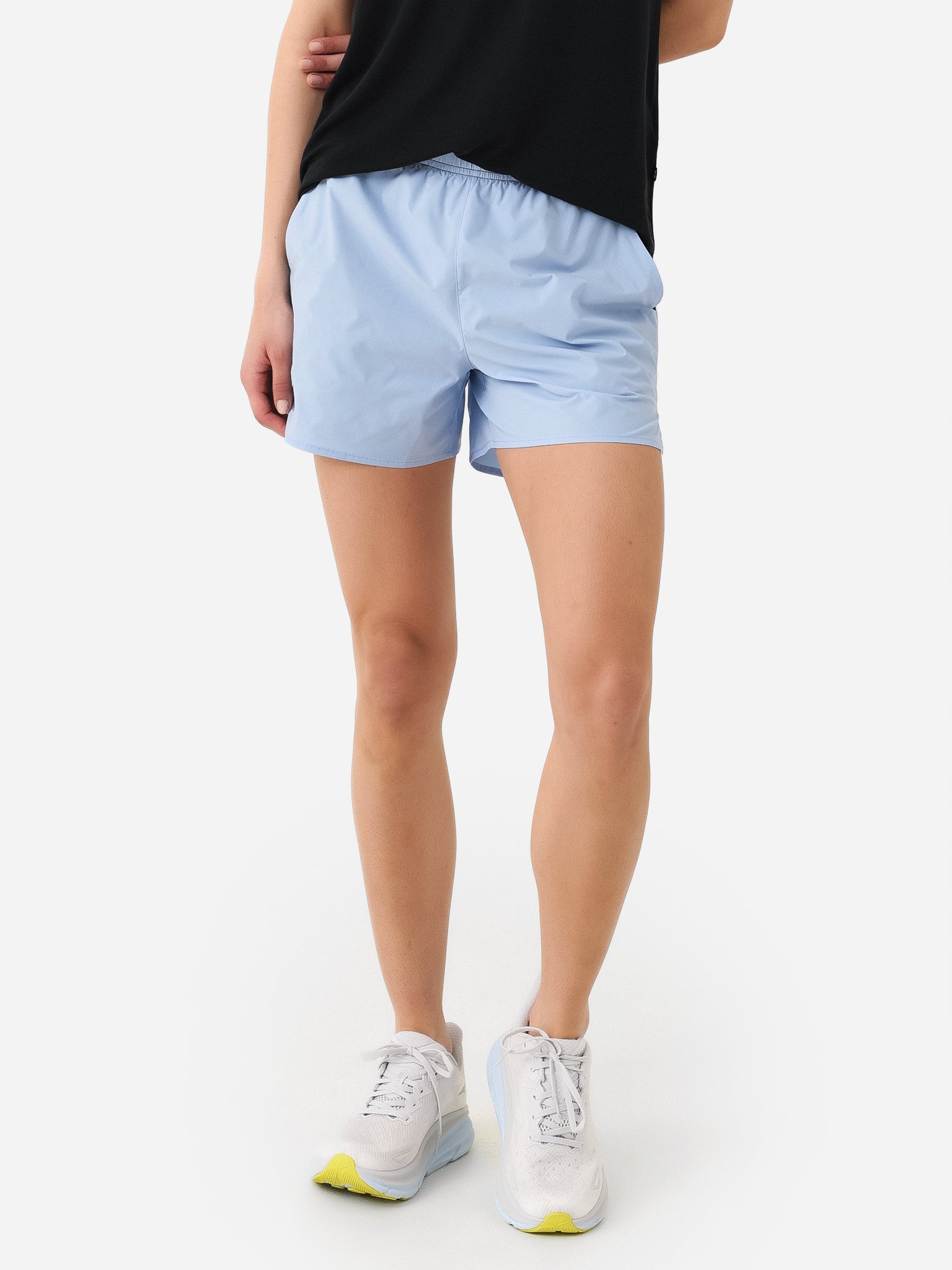 ON Women's Essential Short - Saint Bernard