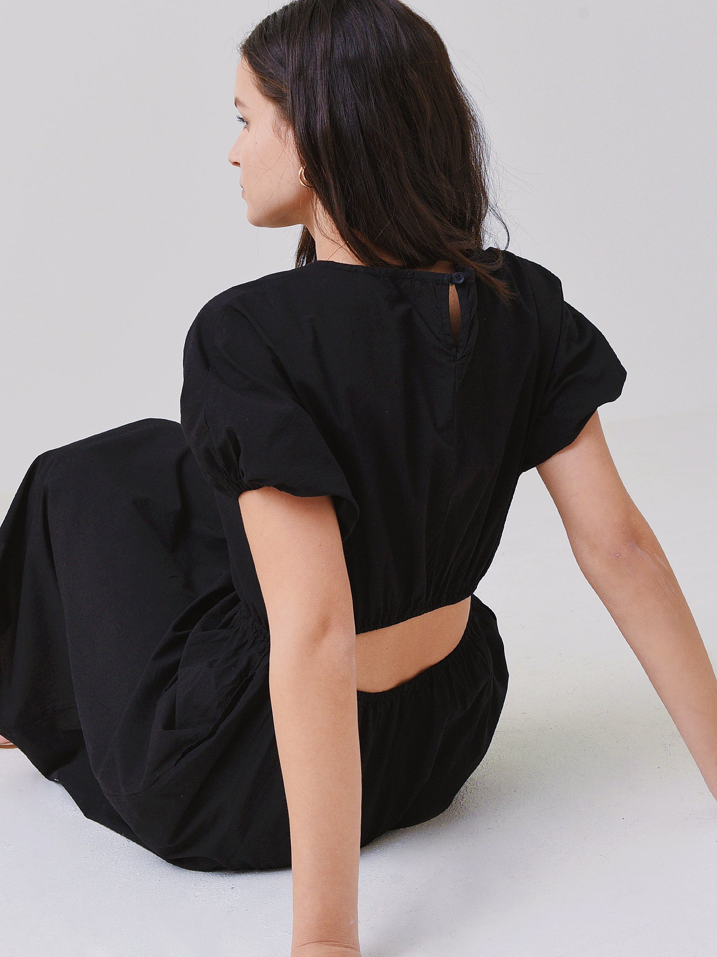 Stateside Women's Poplin Short Sleeve Open Back Midi Dress - Saint Bernard