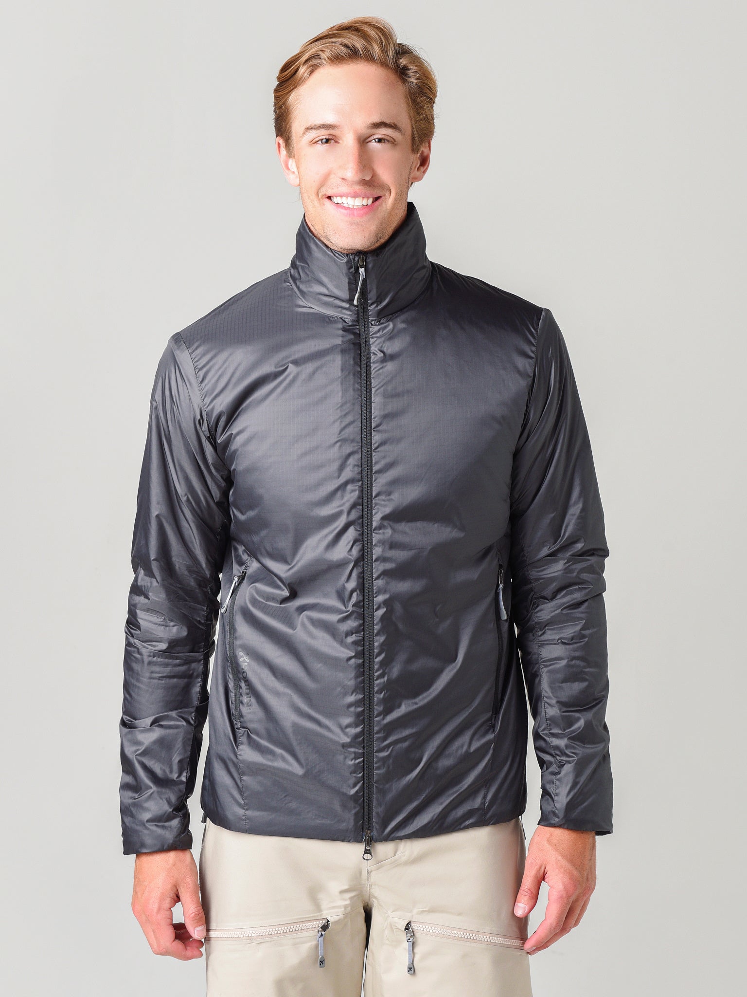 208594xTRUEBLACK-alt3