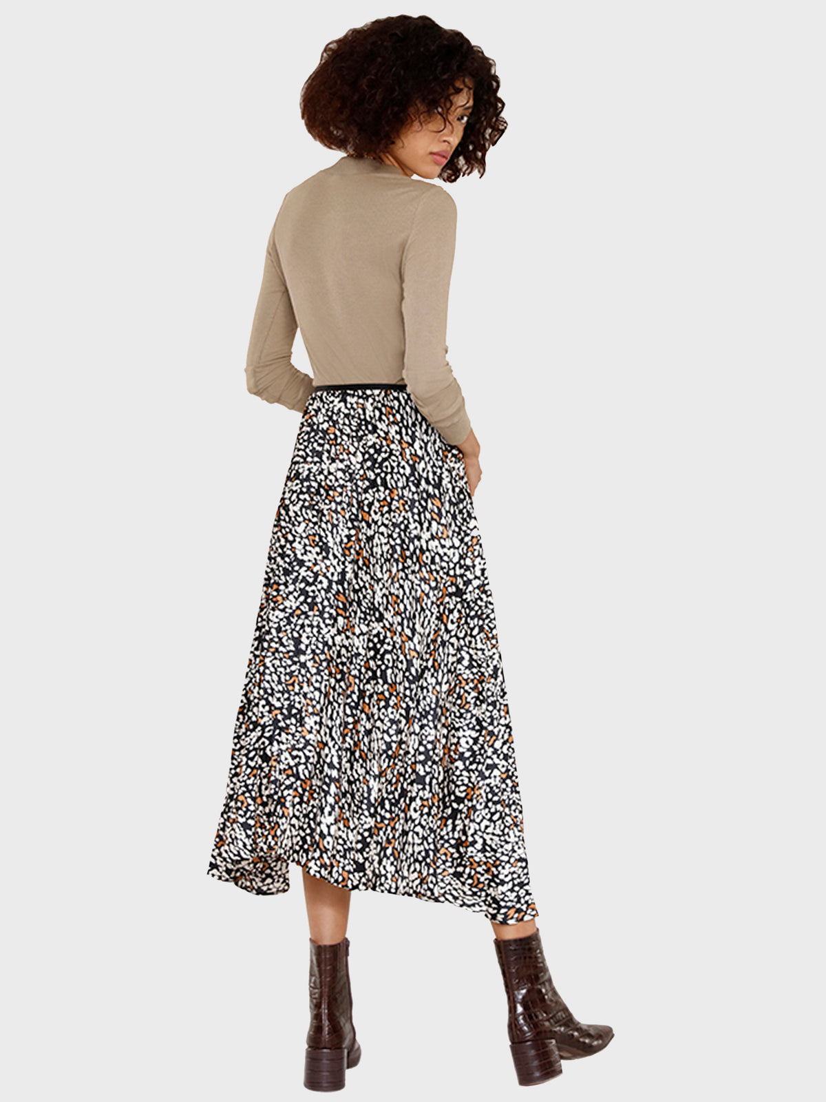 209r85pxLEOPARD-alt1