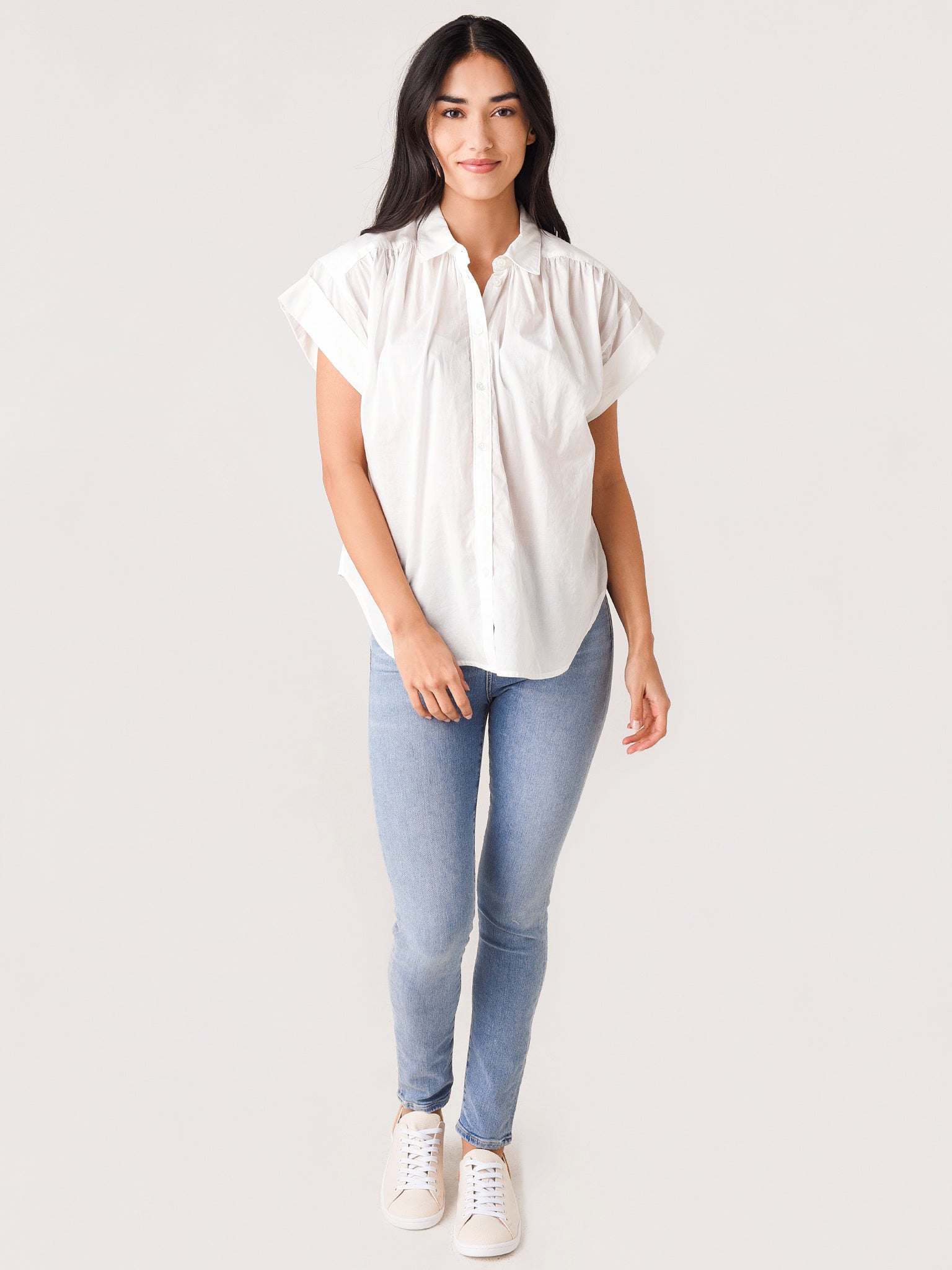 21-1-008414-TP03589xCLEANWHITE-alt1