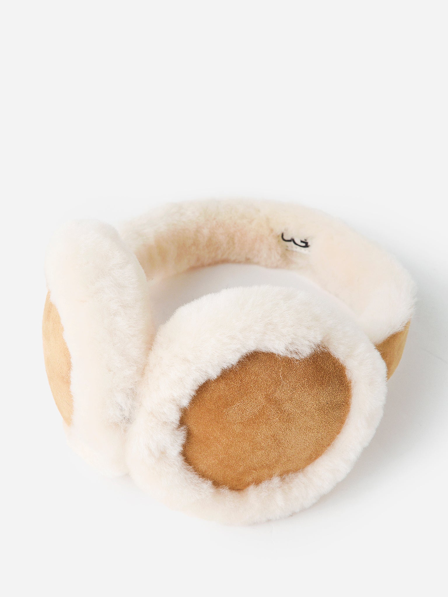 UGG Women's Wireless Sheepskin Earmuff - Saint Bernard