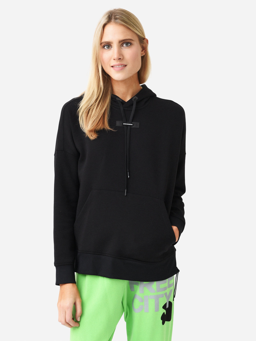ON Women's Hoodie - Saint Bernard