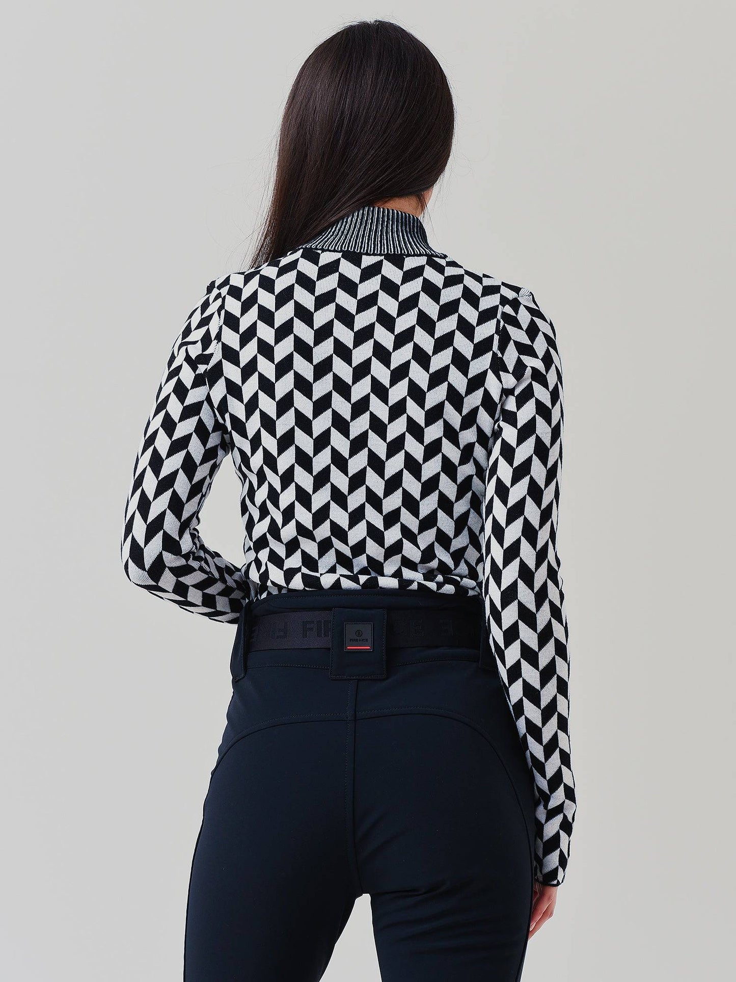 21ZRMTT06xONYXCLOUD-alt1