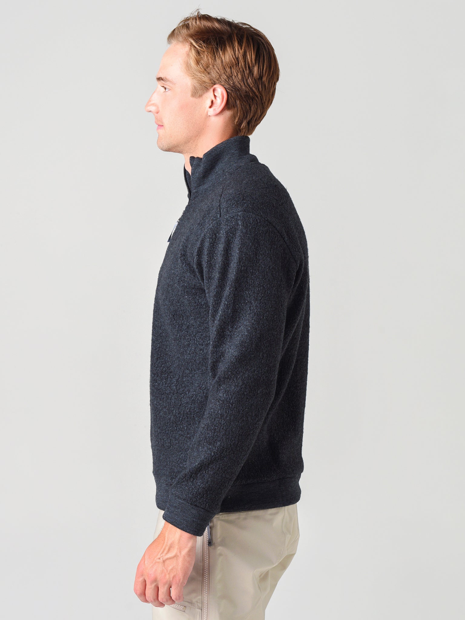 220234xTRUEBLACK-alt1