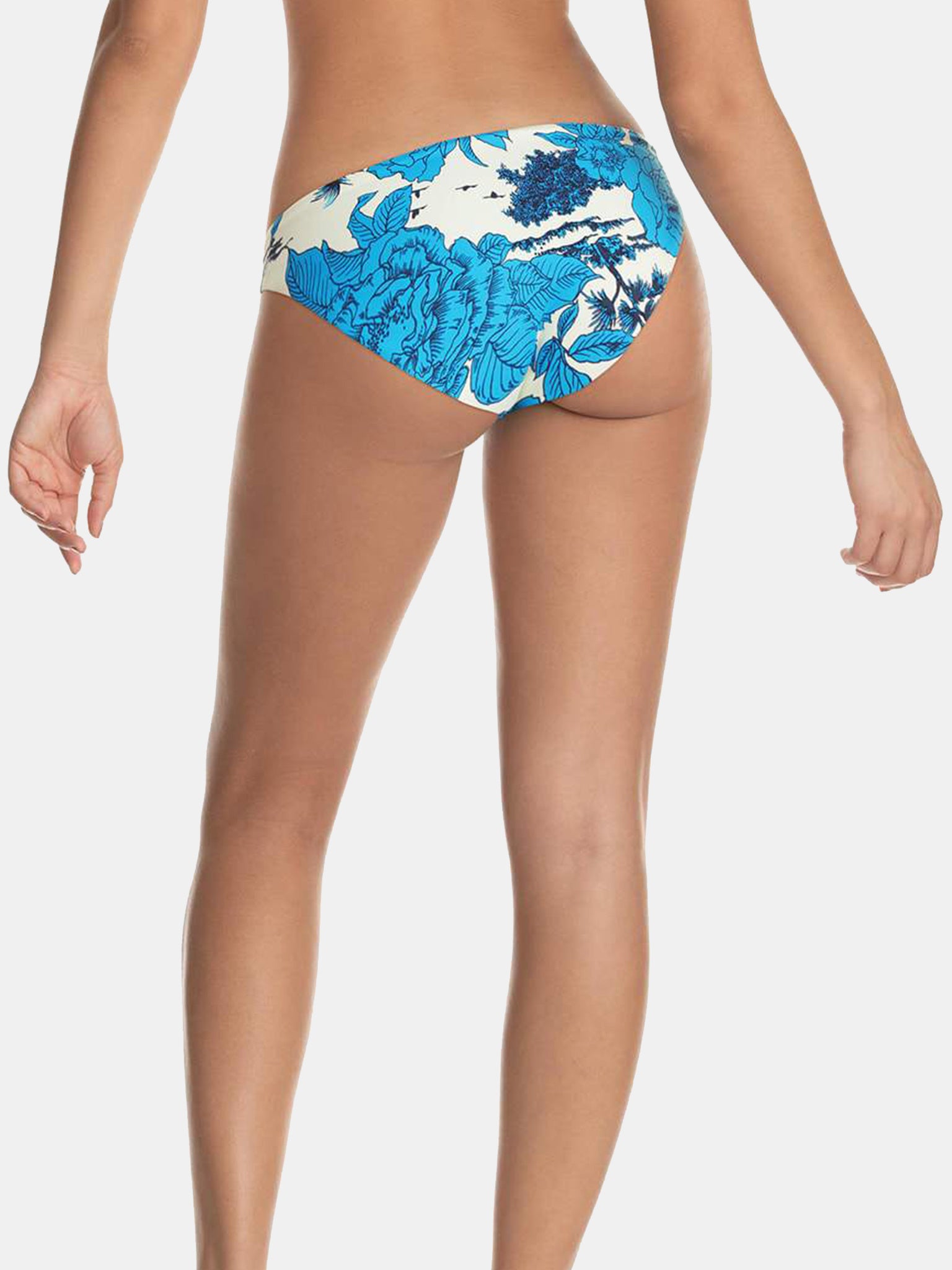 2274SBC03xUNDERTHEBIGBLUETOP-alt1