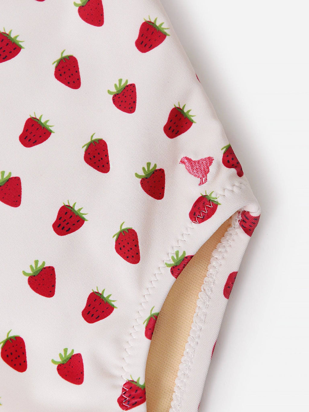 22SPCBS129xMINISTRAWBERRIES-alt3