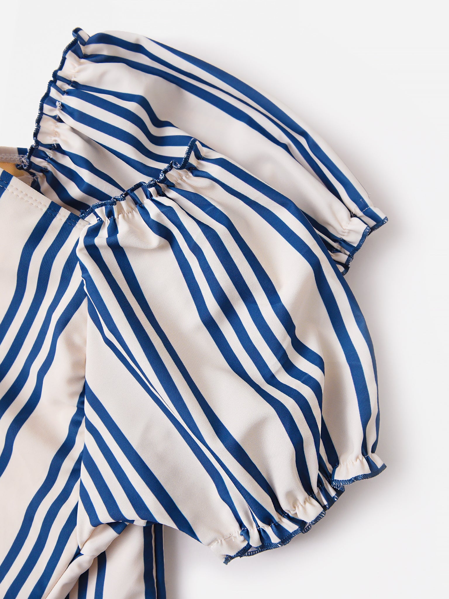 22SPCS131xANTIQUEWHITENAVYCOLUMNSTRIPE-alt1