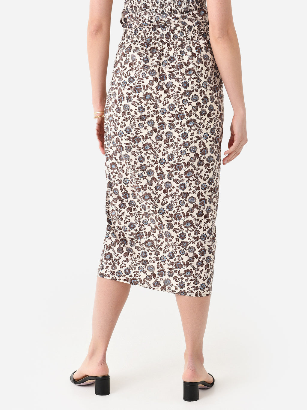 230rw5fxALMOND-alt3