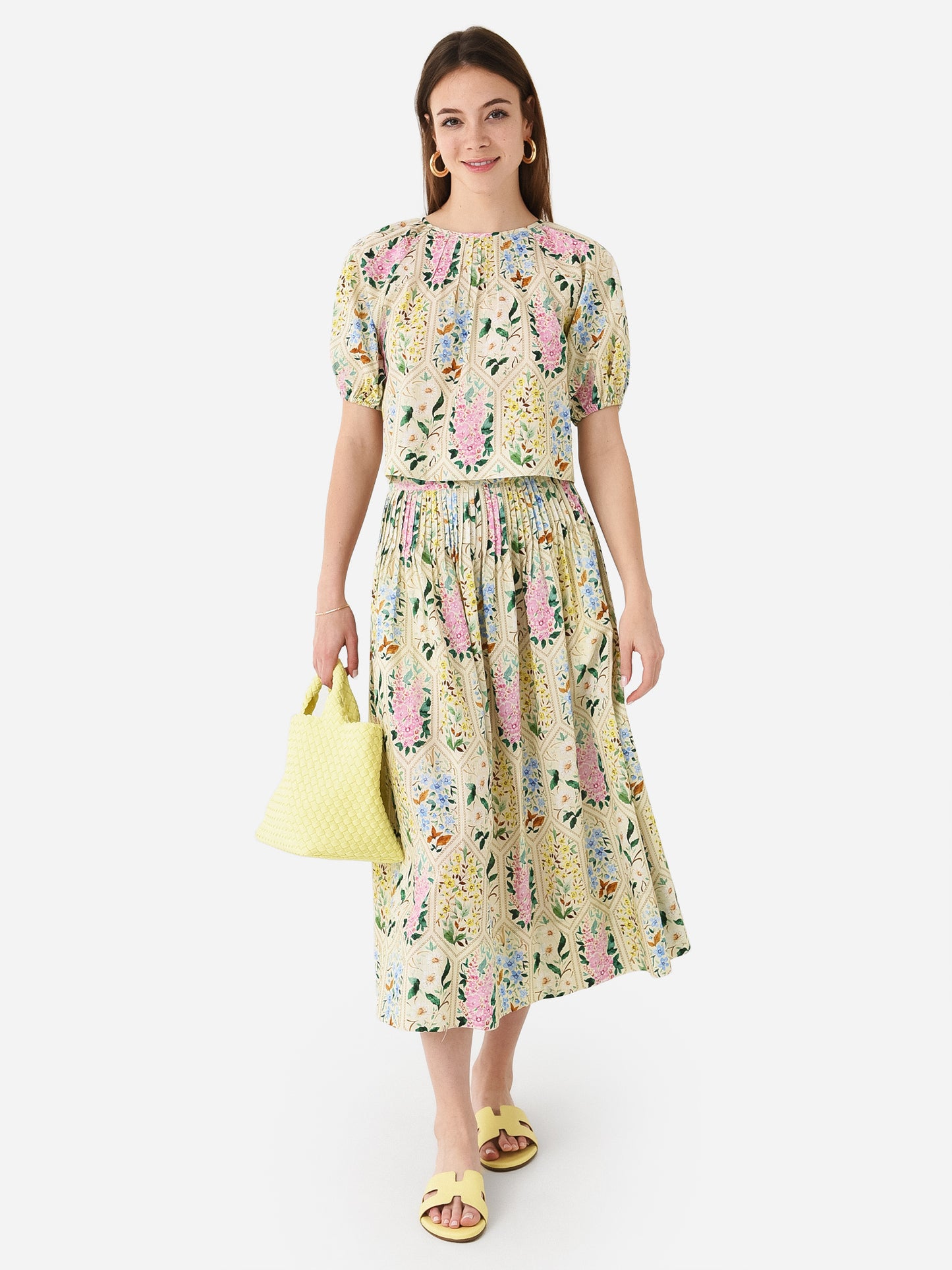 23SPT32xFLORALTILE-alt1