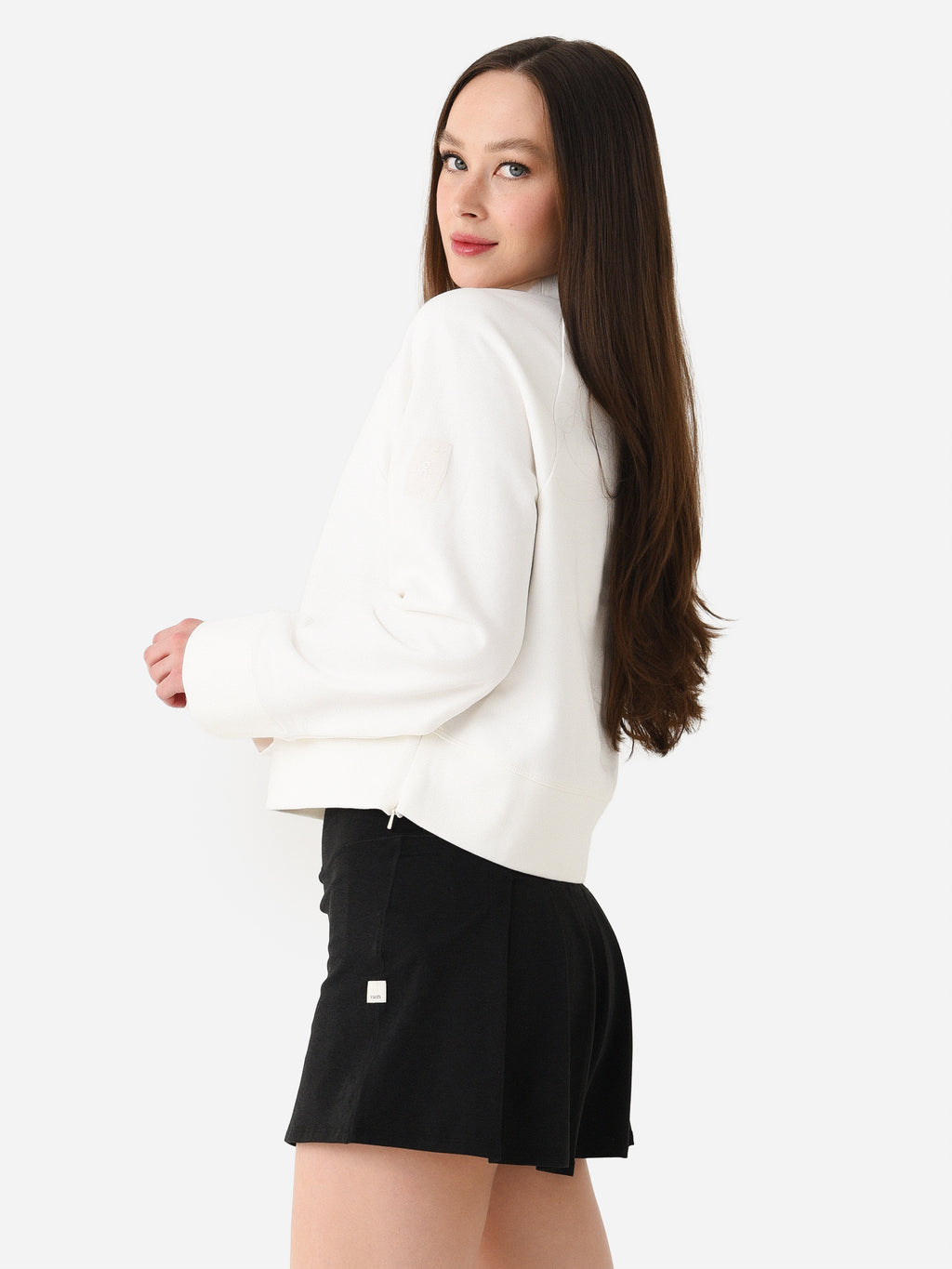 253.01114xUndyedWhite-alt3