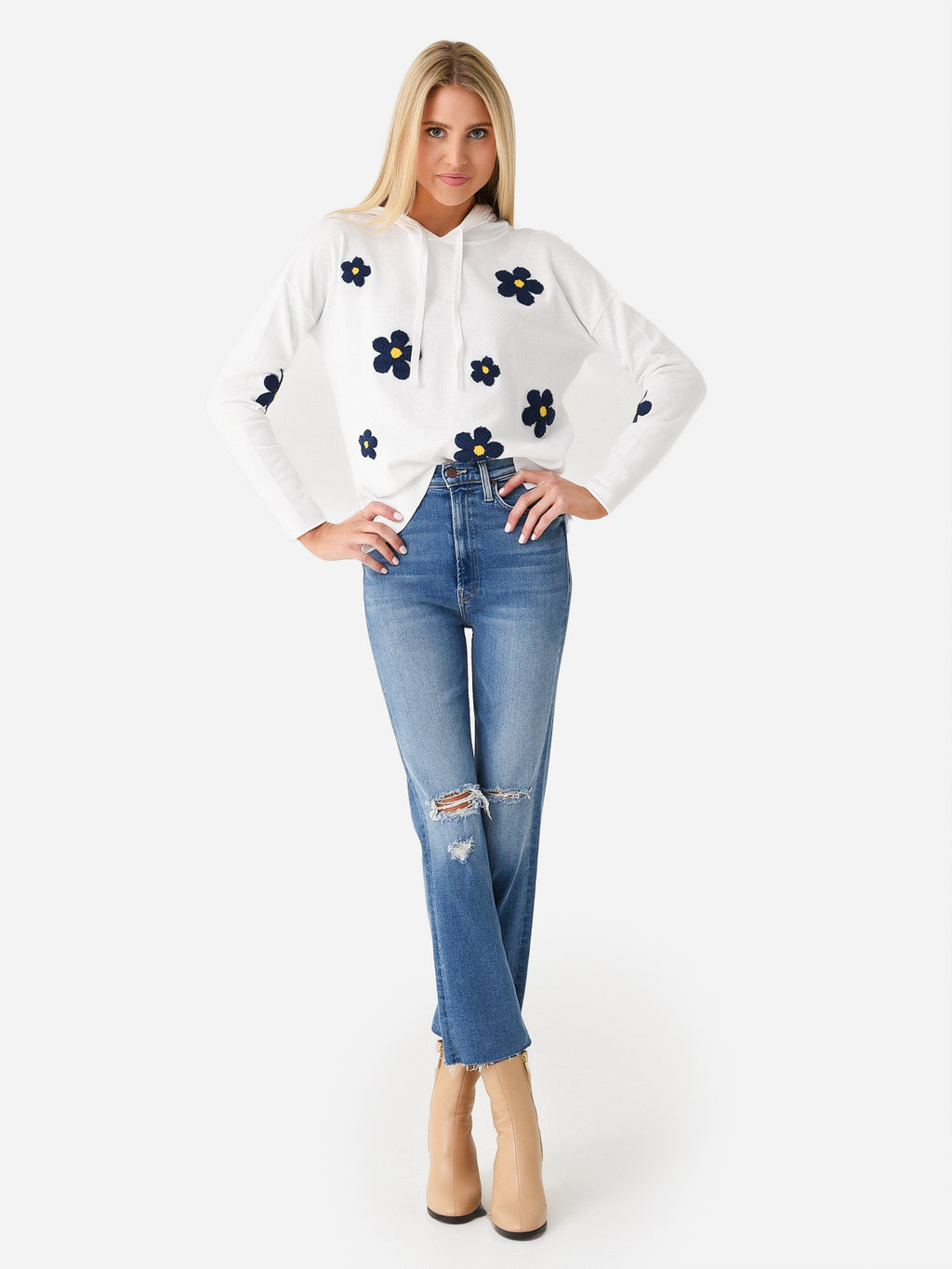 2622_xWHITENAVYFLOWERS-alt2