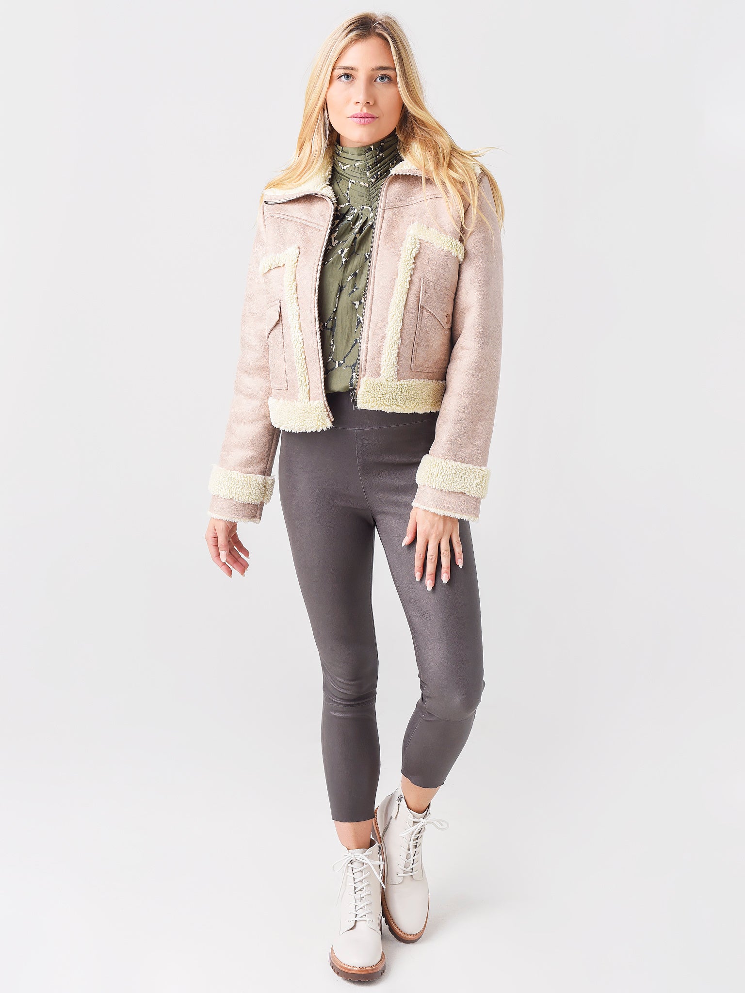 30111-708xLUCKYPENNY-alt1