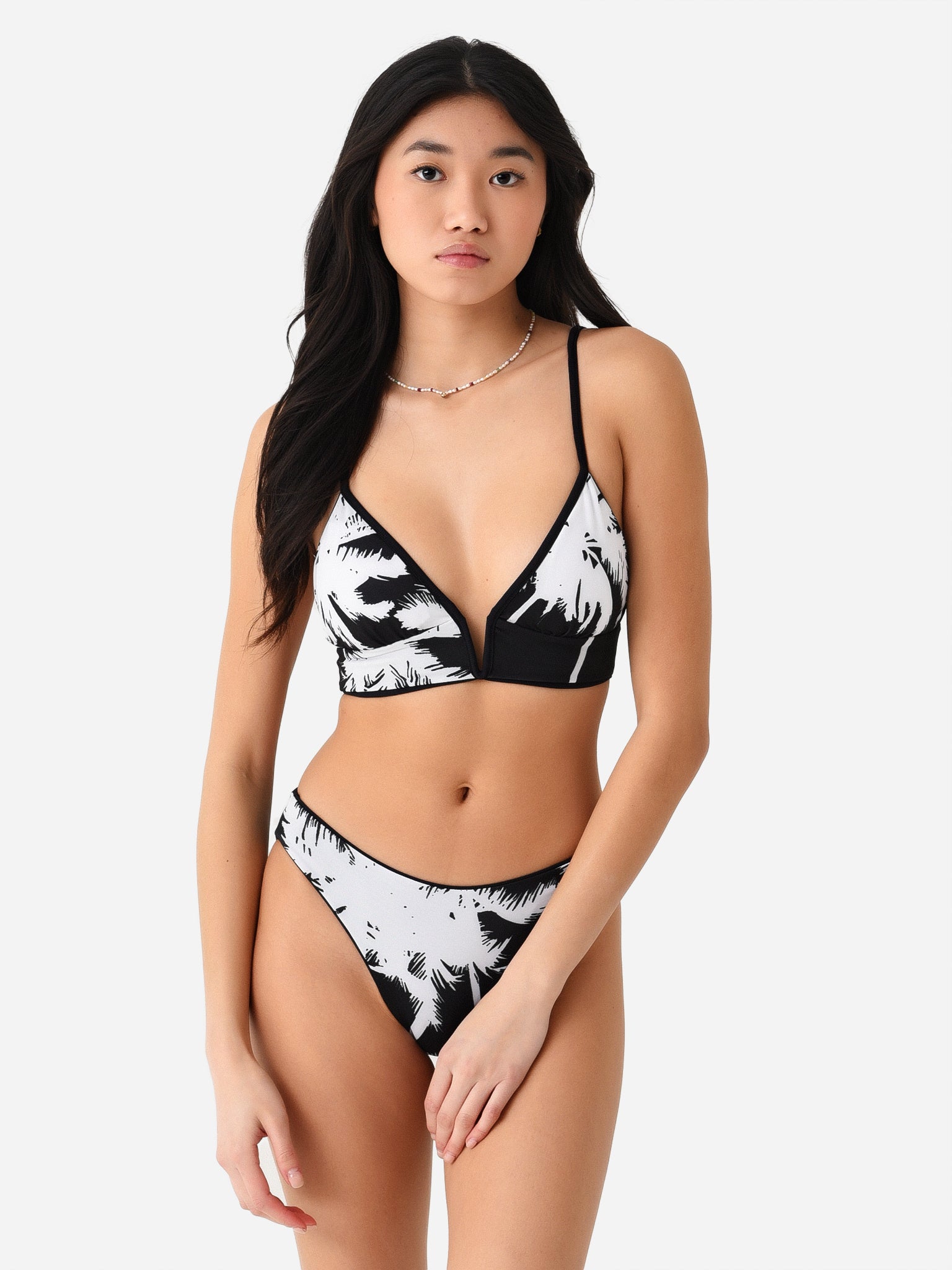 3189STR009xBLACKGROUP1-alt1